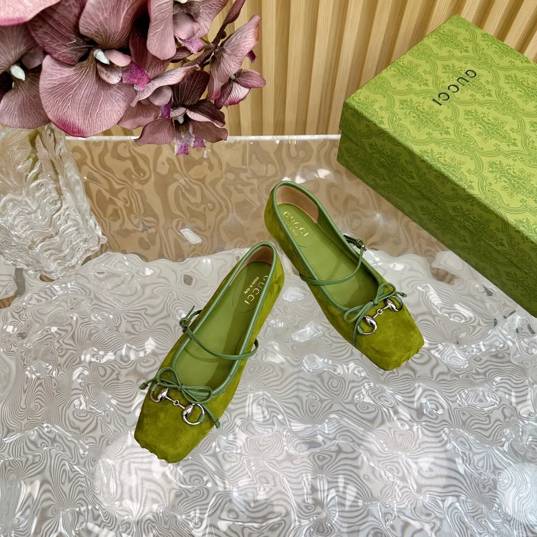 BALLET FLAT IN OLIVE GREEN SUEDE WITH