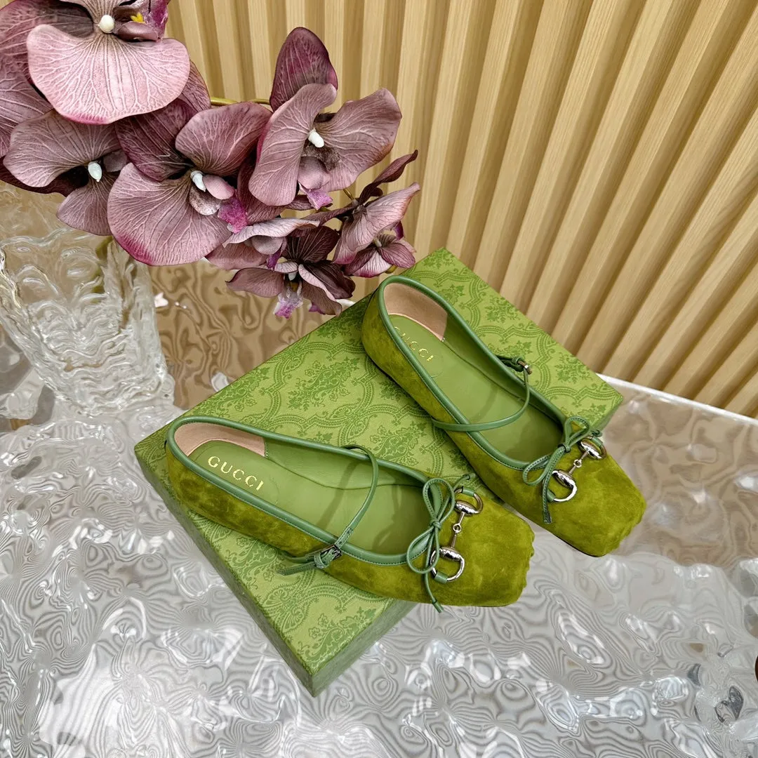 BALLET FLAT IN OLIVE GREEN SUEDE WITH