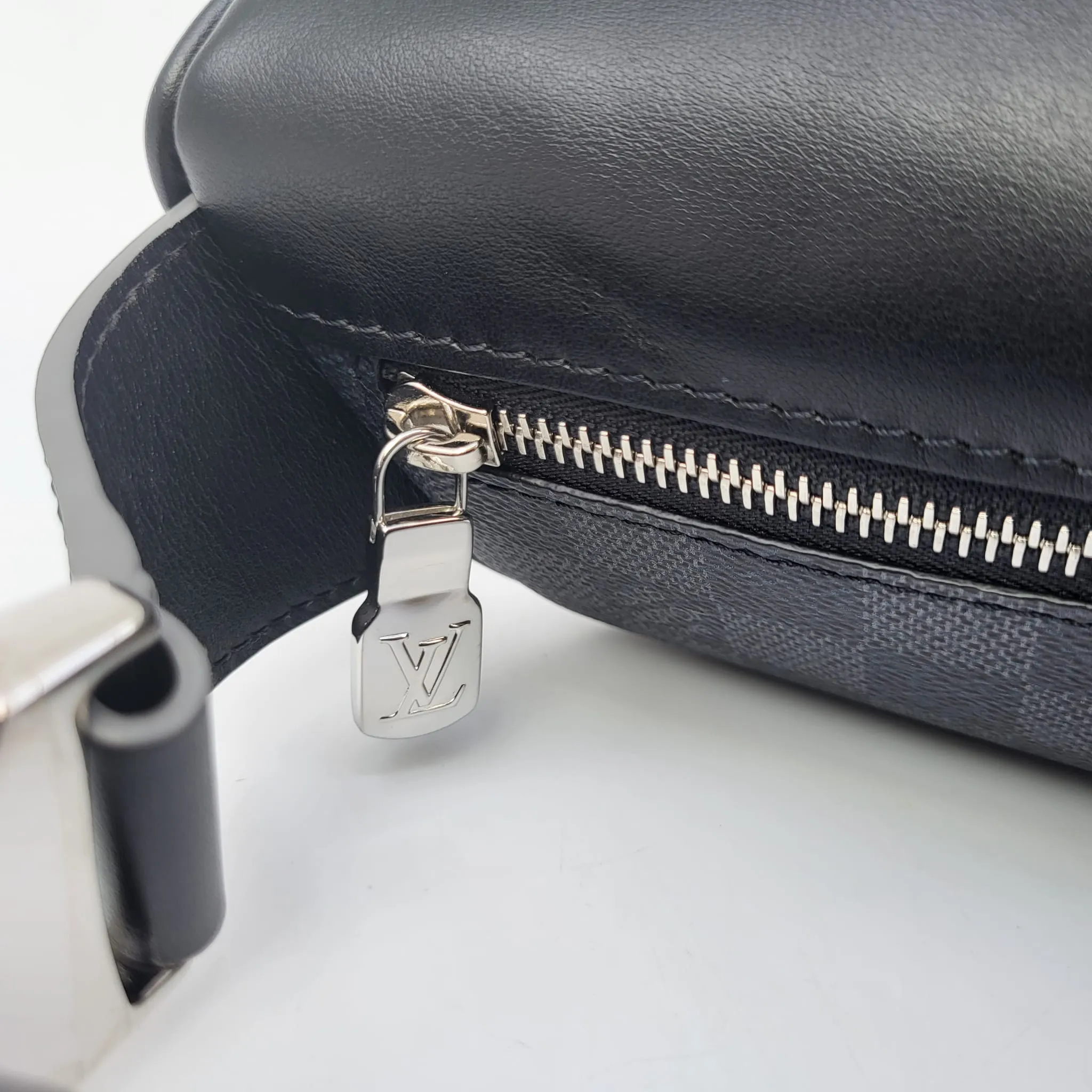Campus Bumbag Damier Graphite