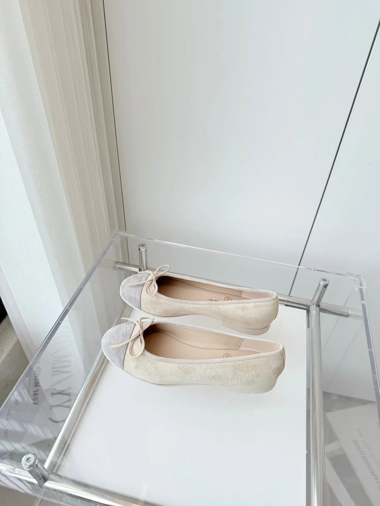 CC Ballet Flat Beige Suede 238765