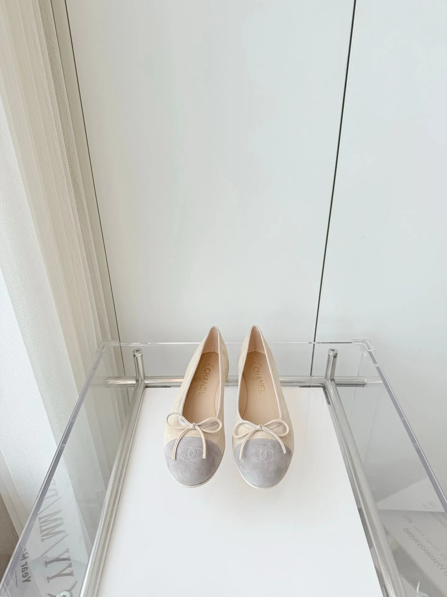 CC Ballet Flat Beige Suede 238765