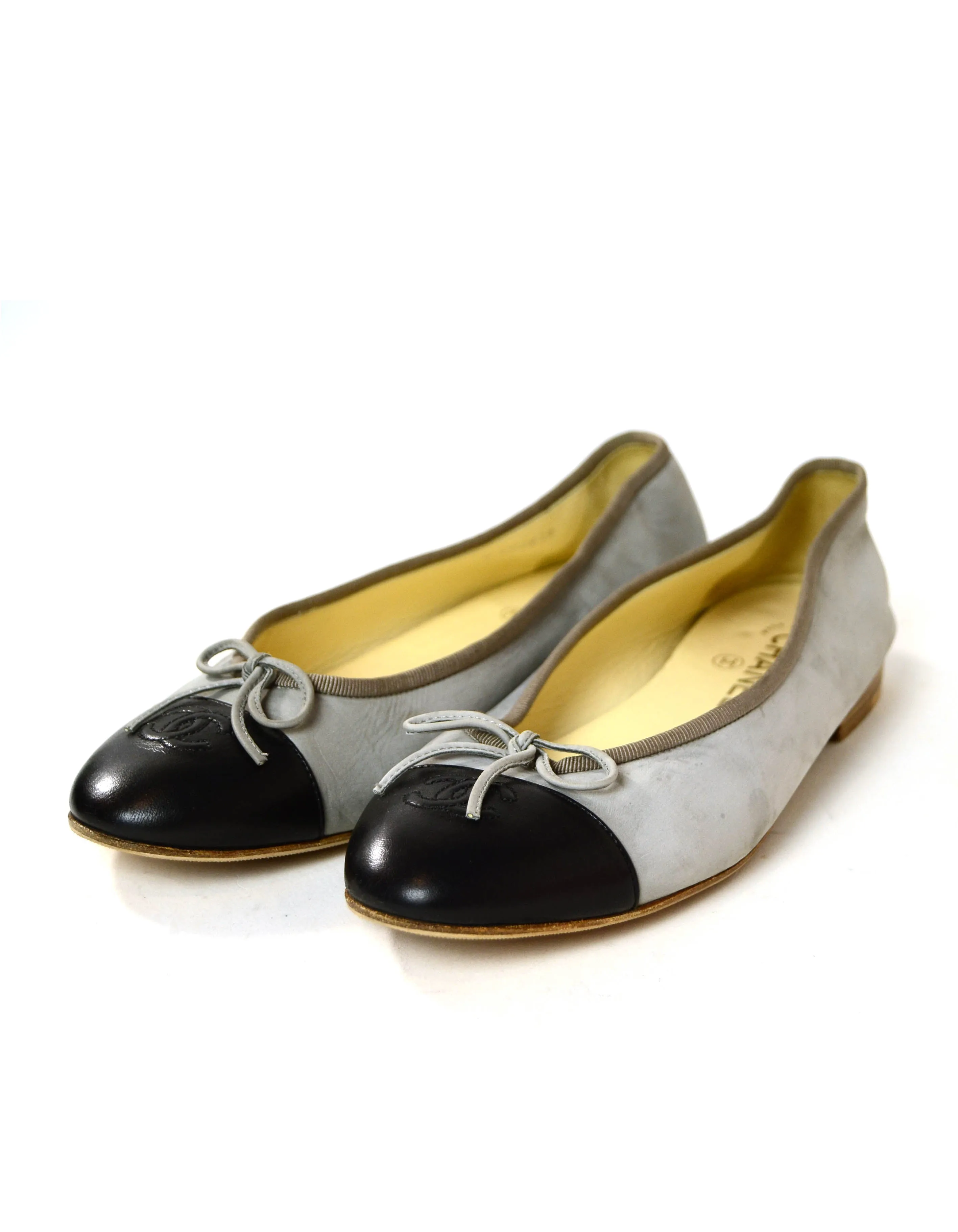 Chanel Grey/Black Suede Cap Toe CC Ballet Flats sz 39.5