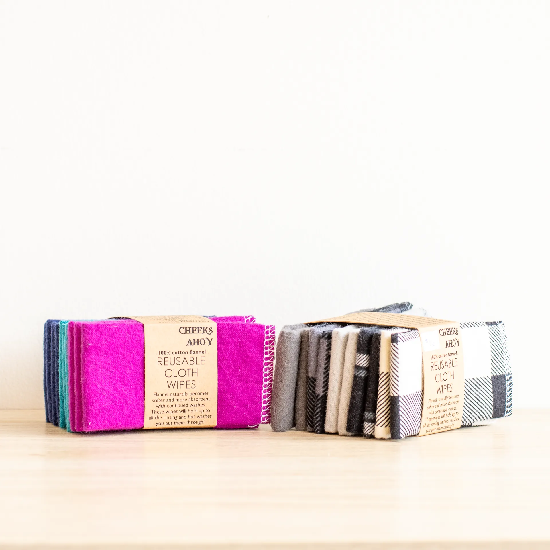 Cloth Wipes, Monochrome
