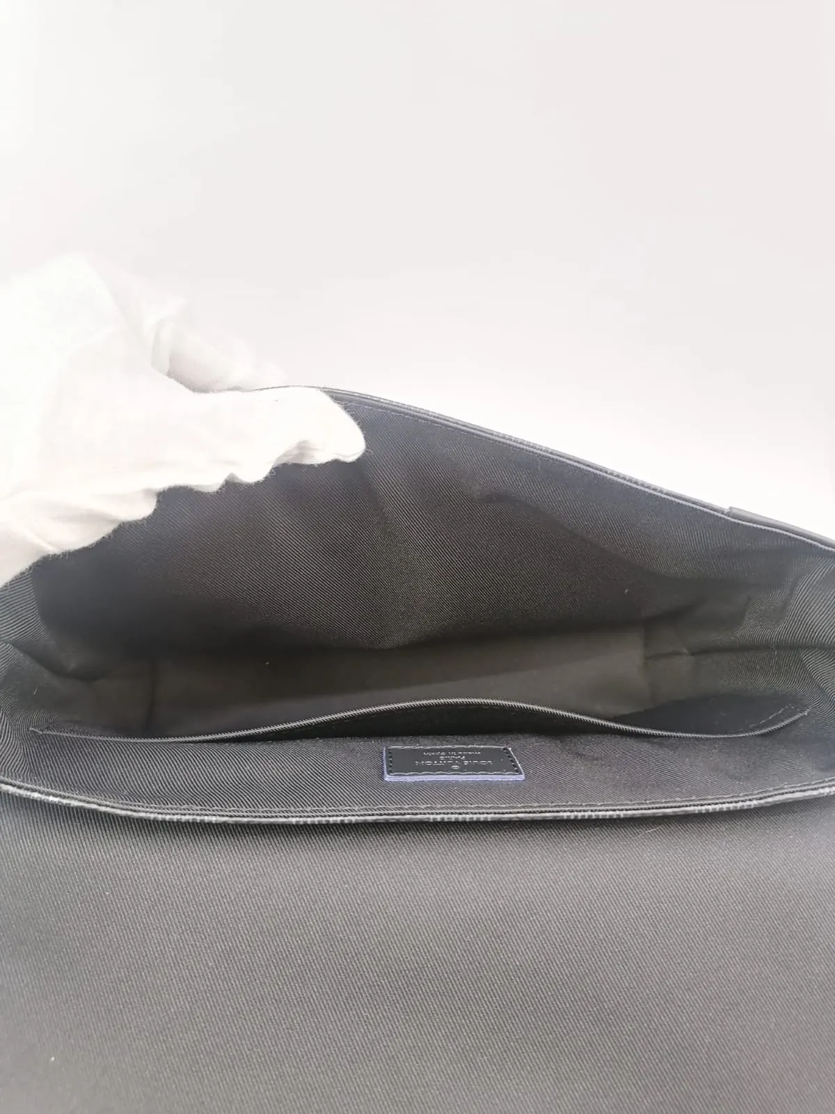 Damier Graphite World Map District PM Messenger Bag