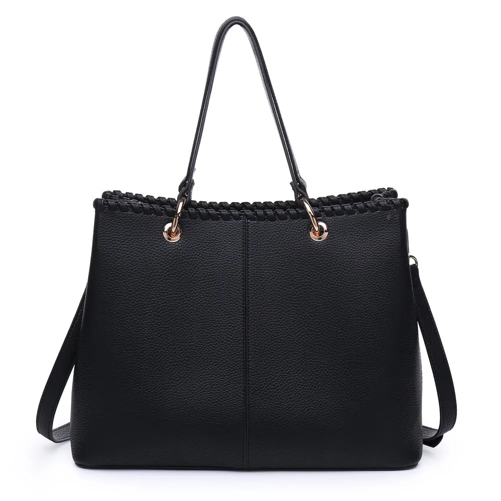 Daphne Satchel