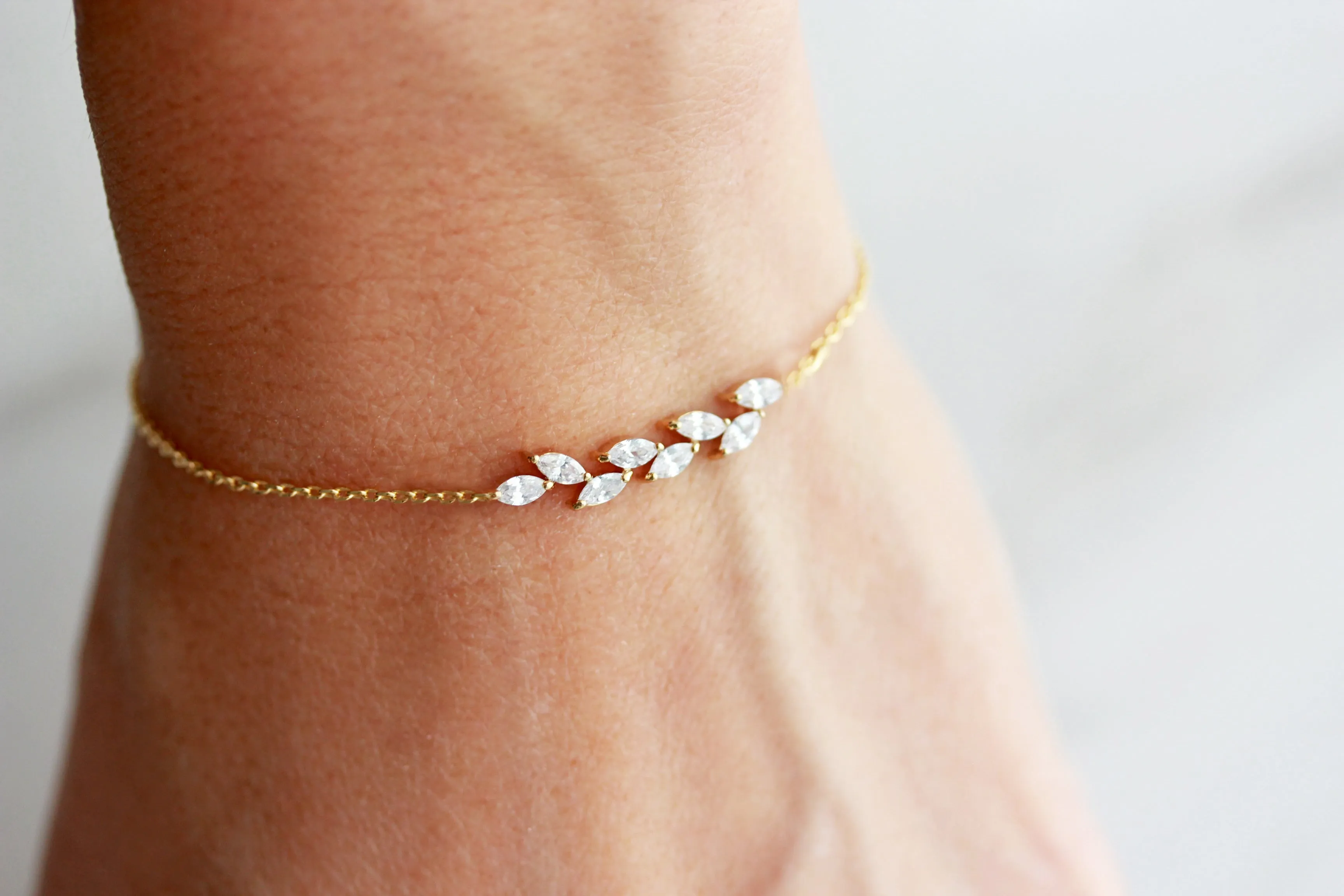 Dot   Vine Bracelet Gift Set