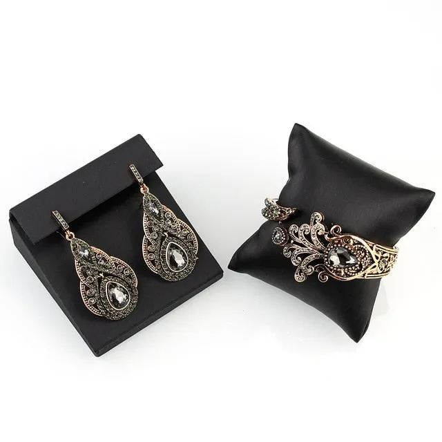 Earring Set with Bracelet