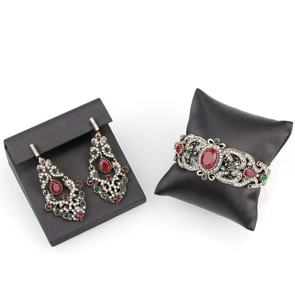 Earring Set with Bracelet