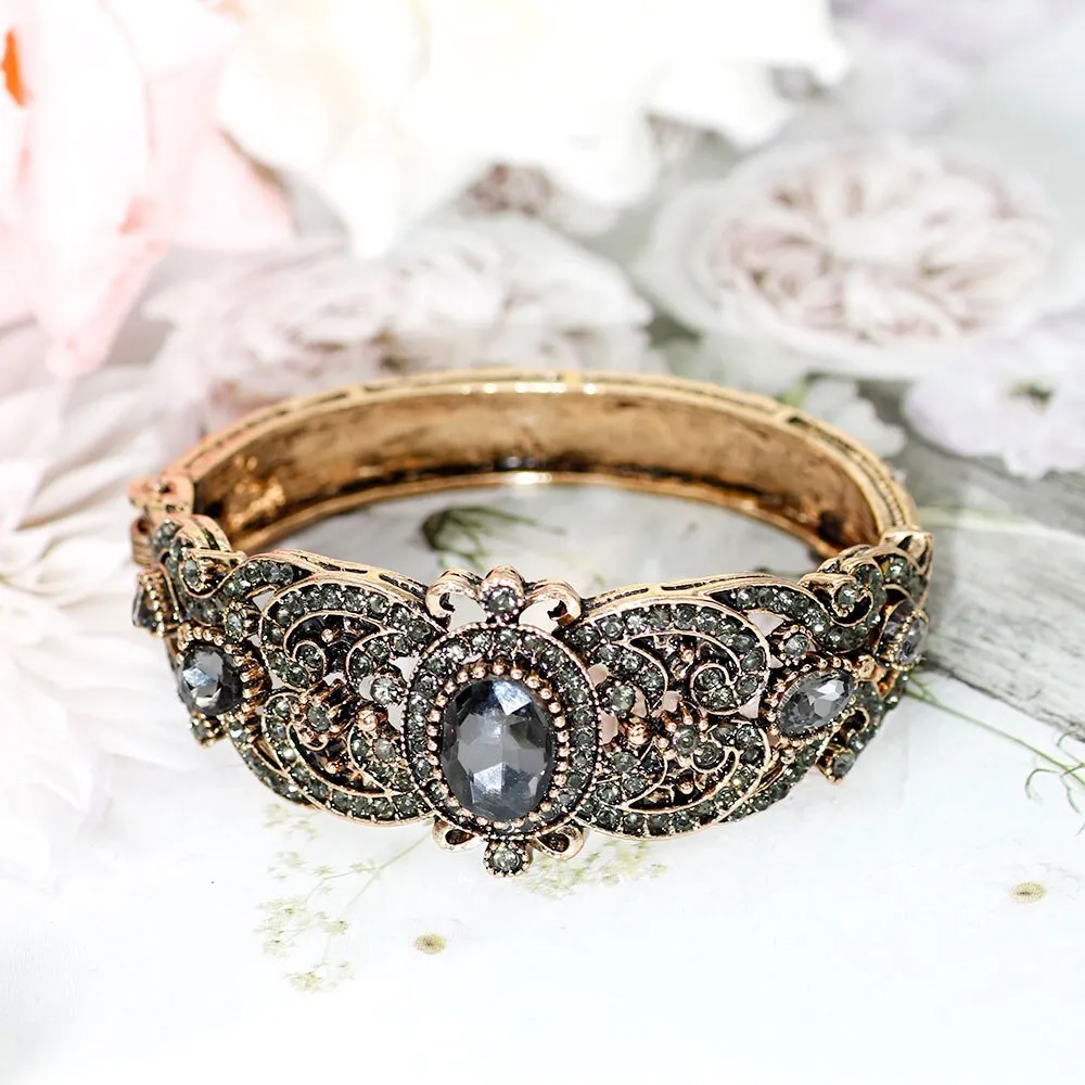 Earring Set with Bracelet