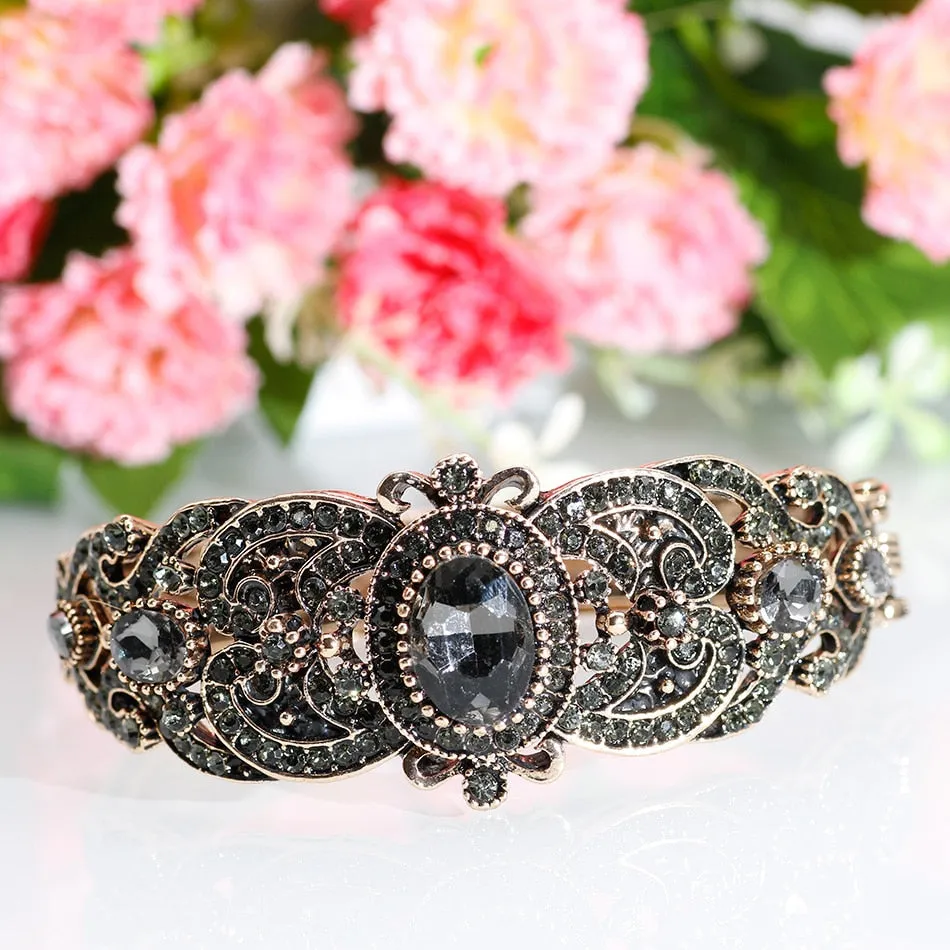 Earring Set with Bracelet