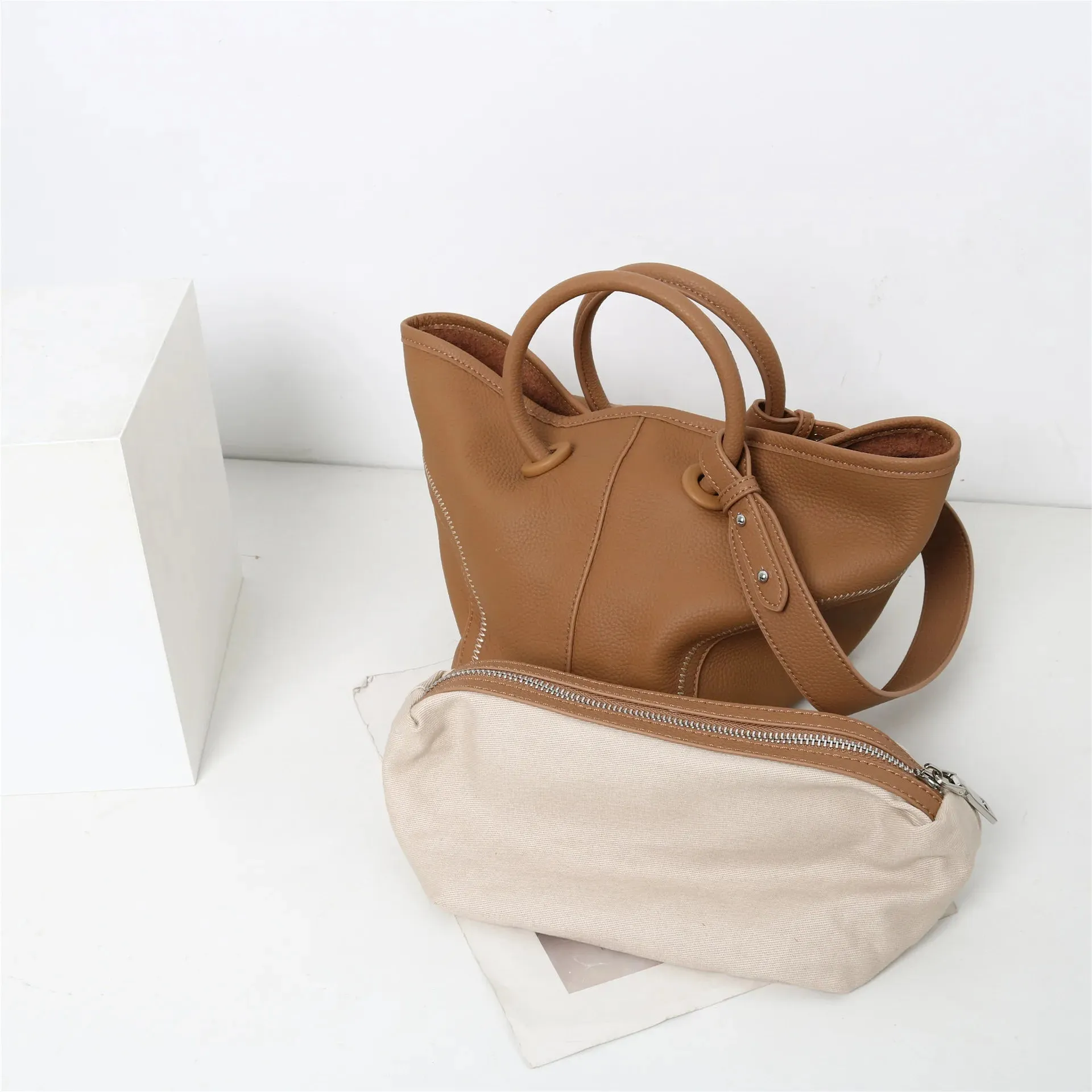 Eleanor Leather Tote