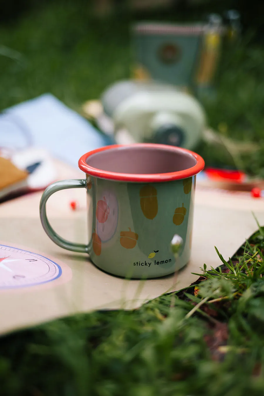 Enamel Mug '‘Acorn, Map Green''
