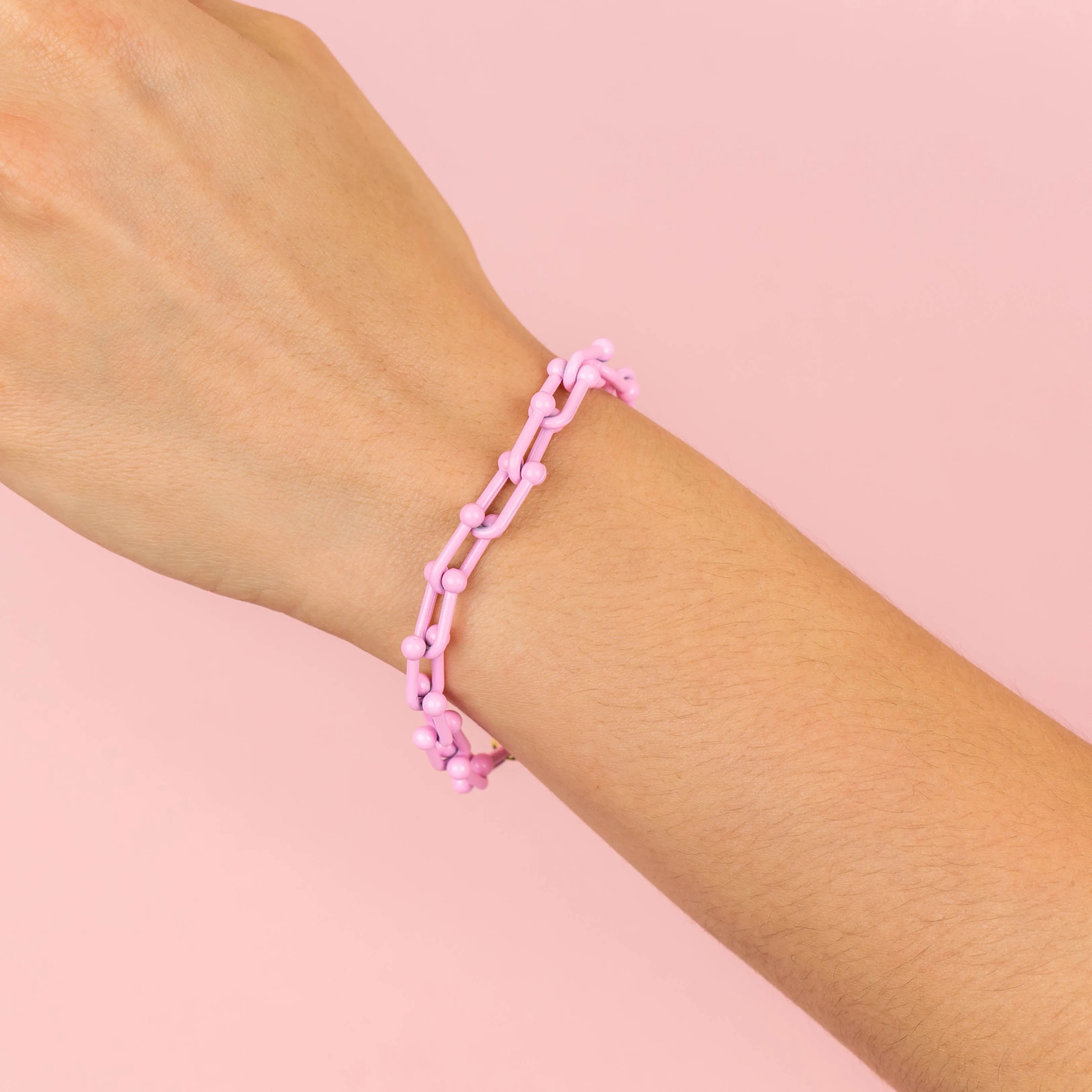 Enamel U Chain Bracelet
