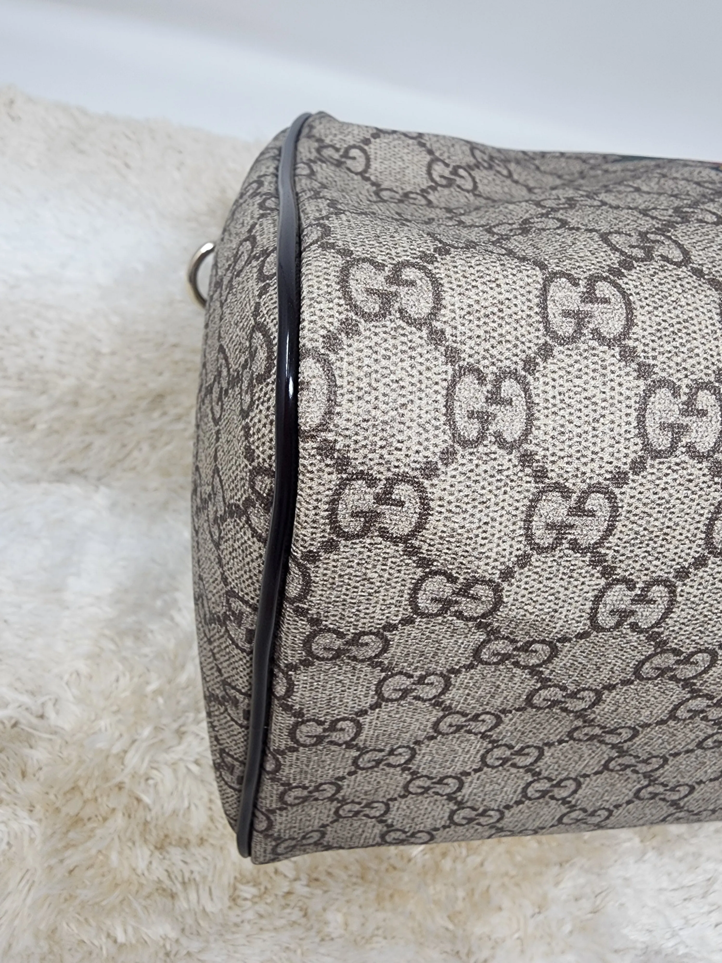 Gucci GG Plus Monogram Tattoo Heart Medium Joy Boston Dark Brown