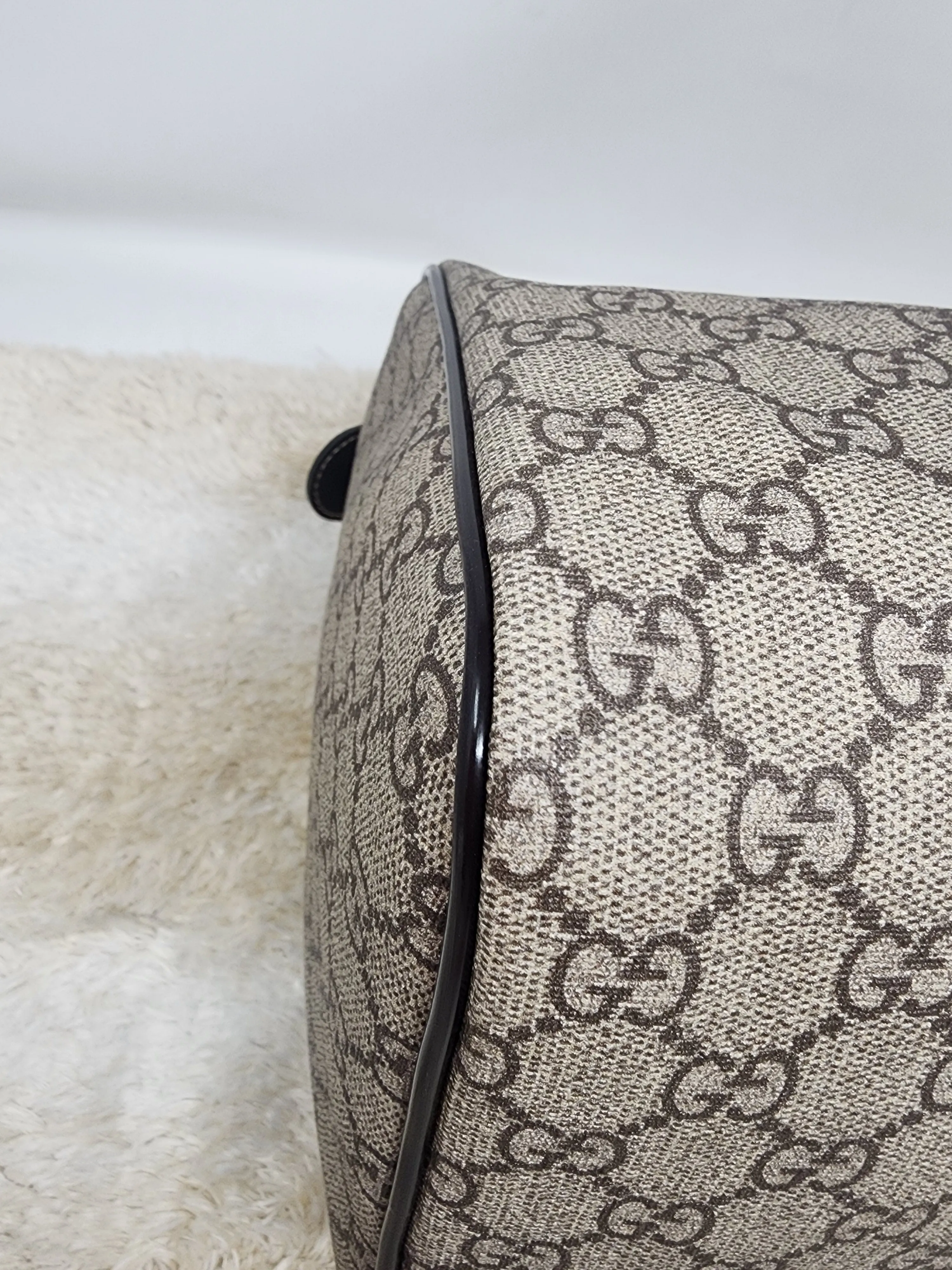 Gucci GG Plus Monogram Tattoo Heart Medium Joy Boston Dark Brown