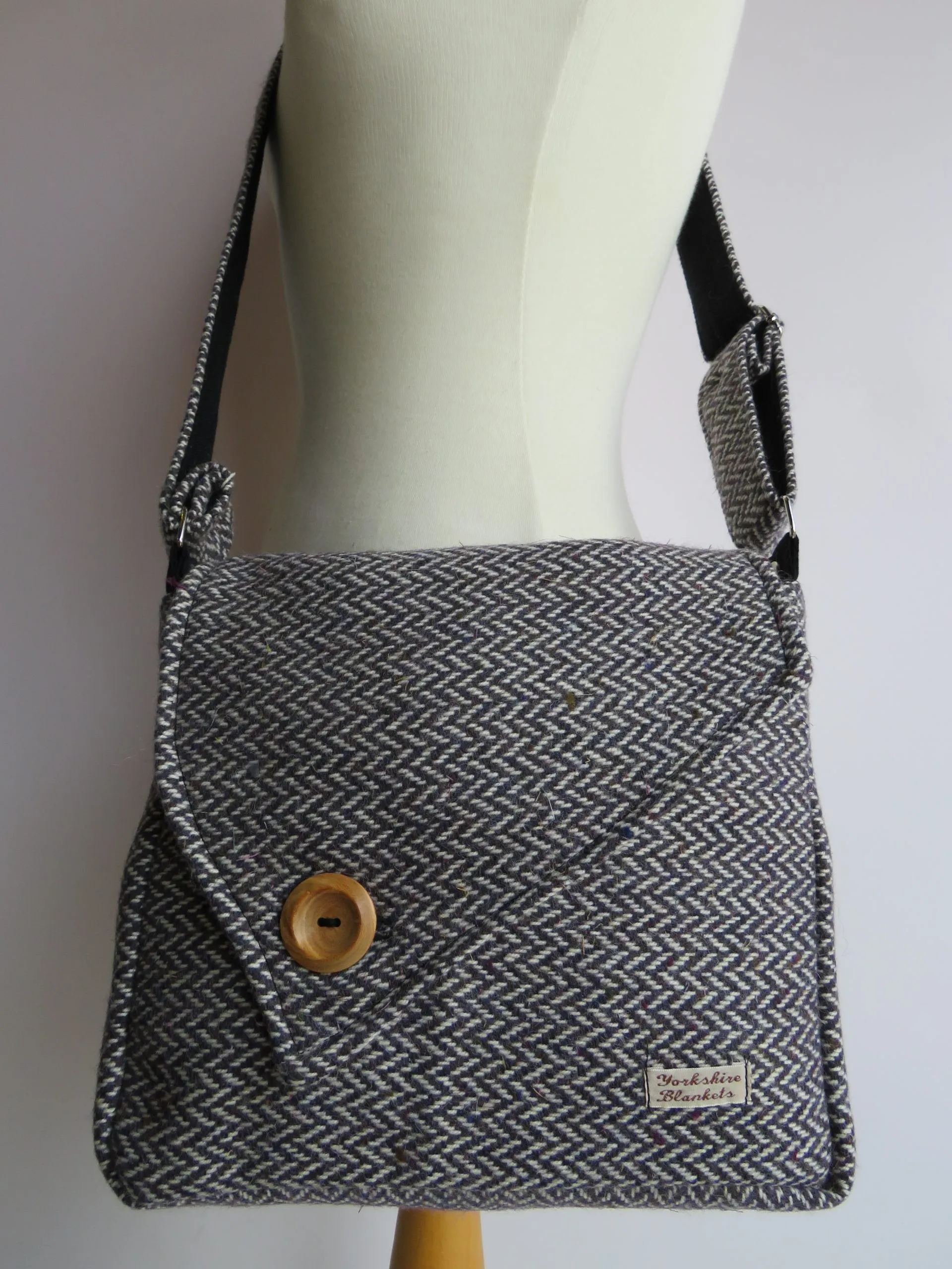 Handmade 100% Wool Bag
