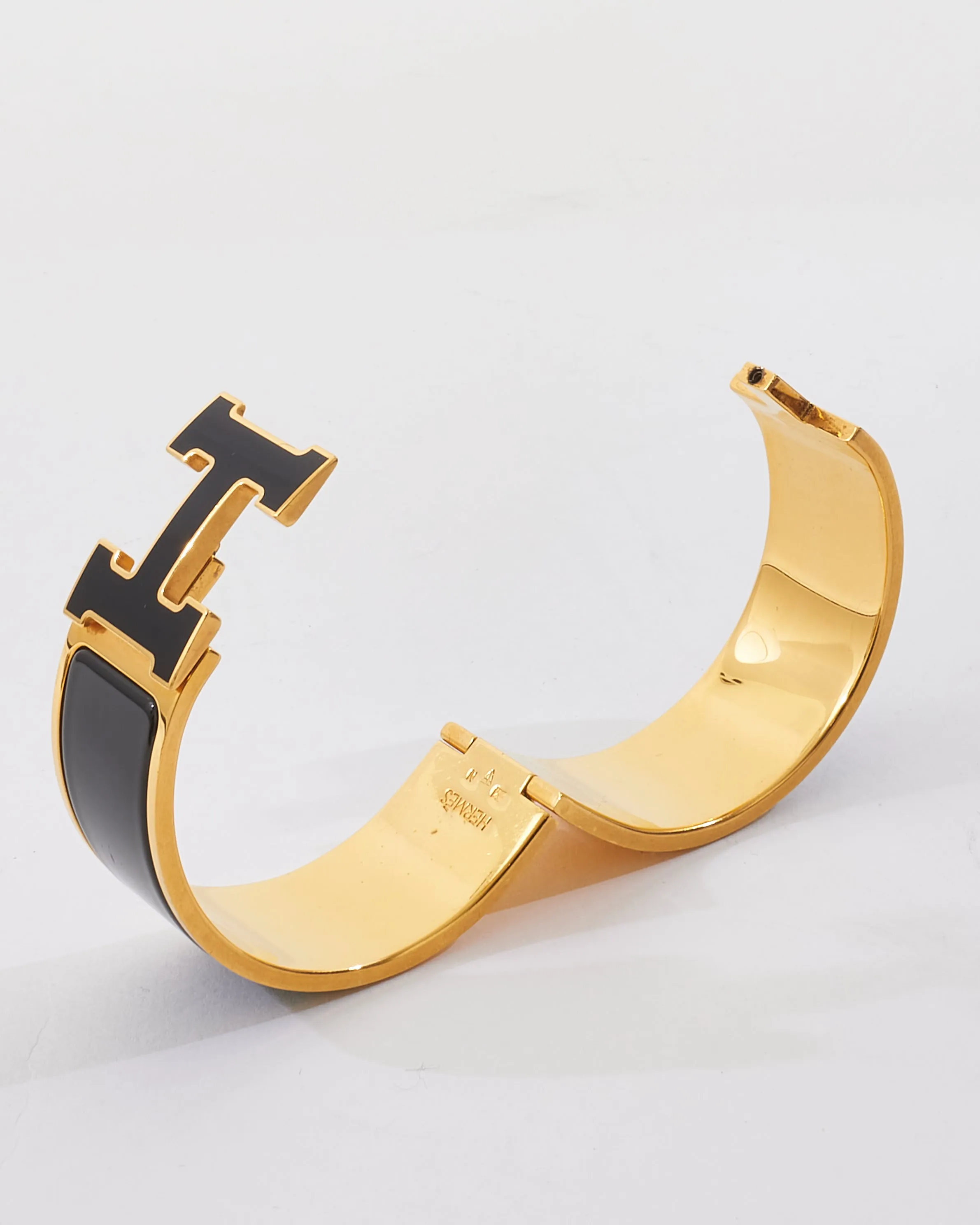 Hermès Black & Gold Wide Clic Clac Bracelet - PM