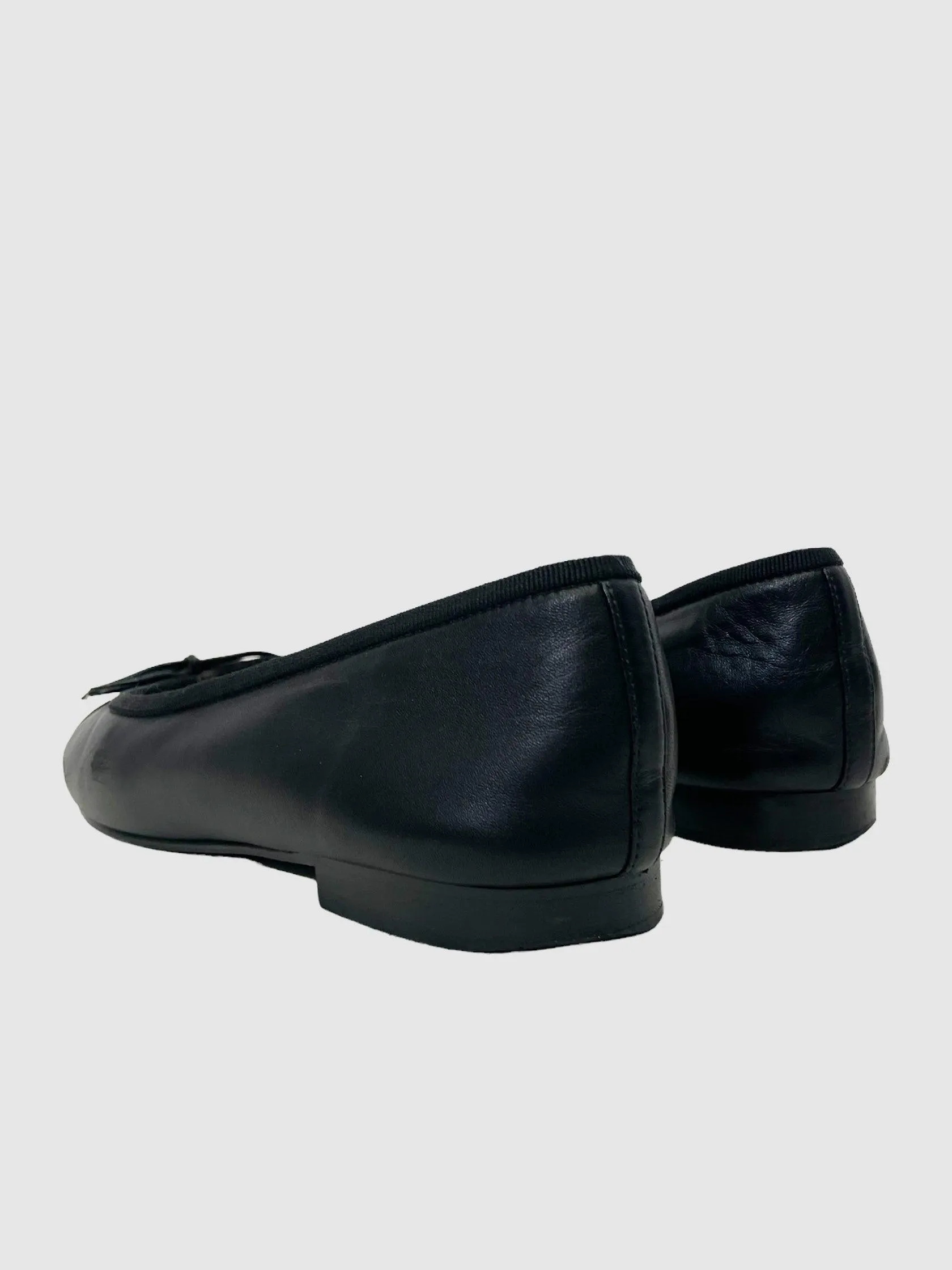 Interlocking CC Leather Ballerina Flats - Size 39.5