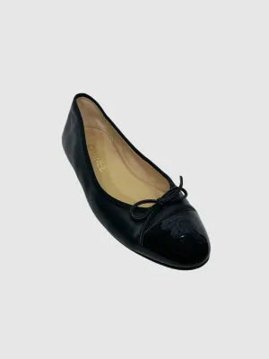 Interlocking CC Leather Ballerina Flats - Size 39.5