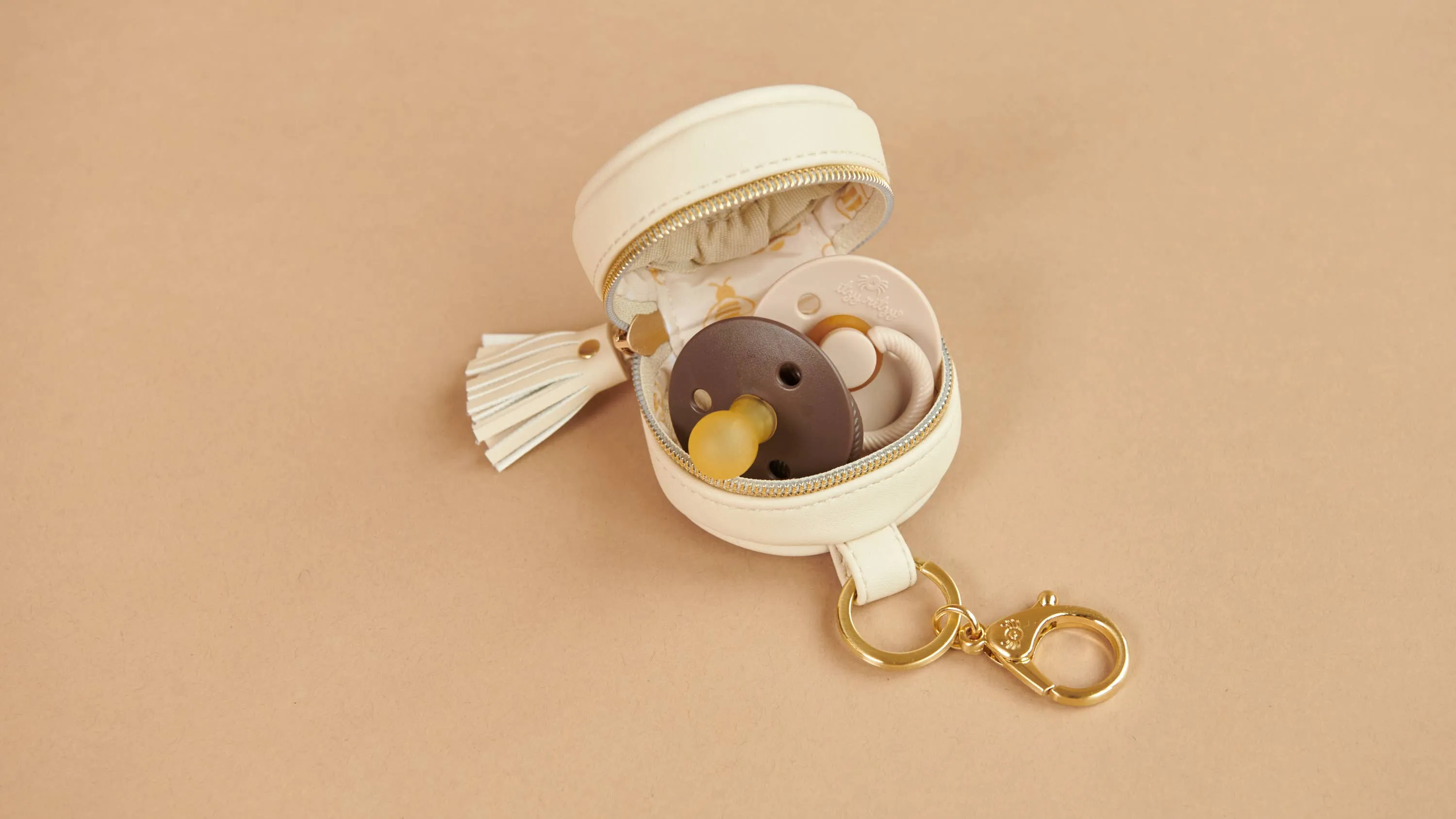 Itzy Ritzy -  Diaper Bag Charm Pod Keychain Milk & Honey