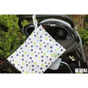 Large Volume Storage Bag with zipper - Blue Dots