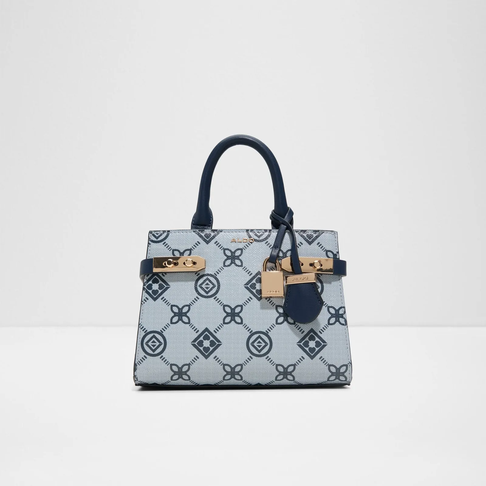 Lisbon / Satchel