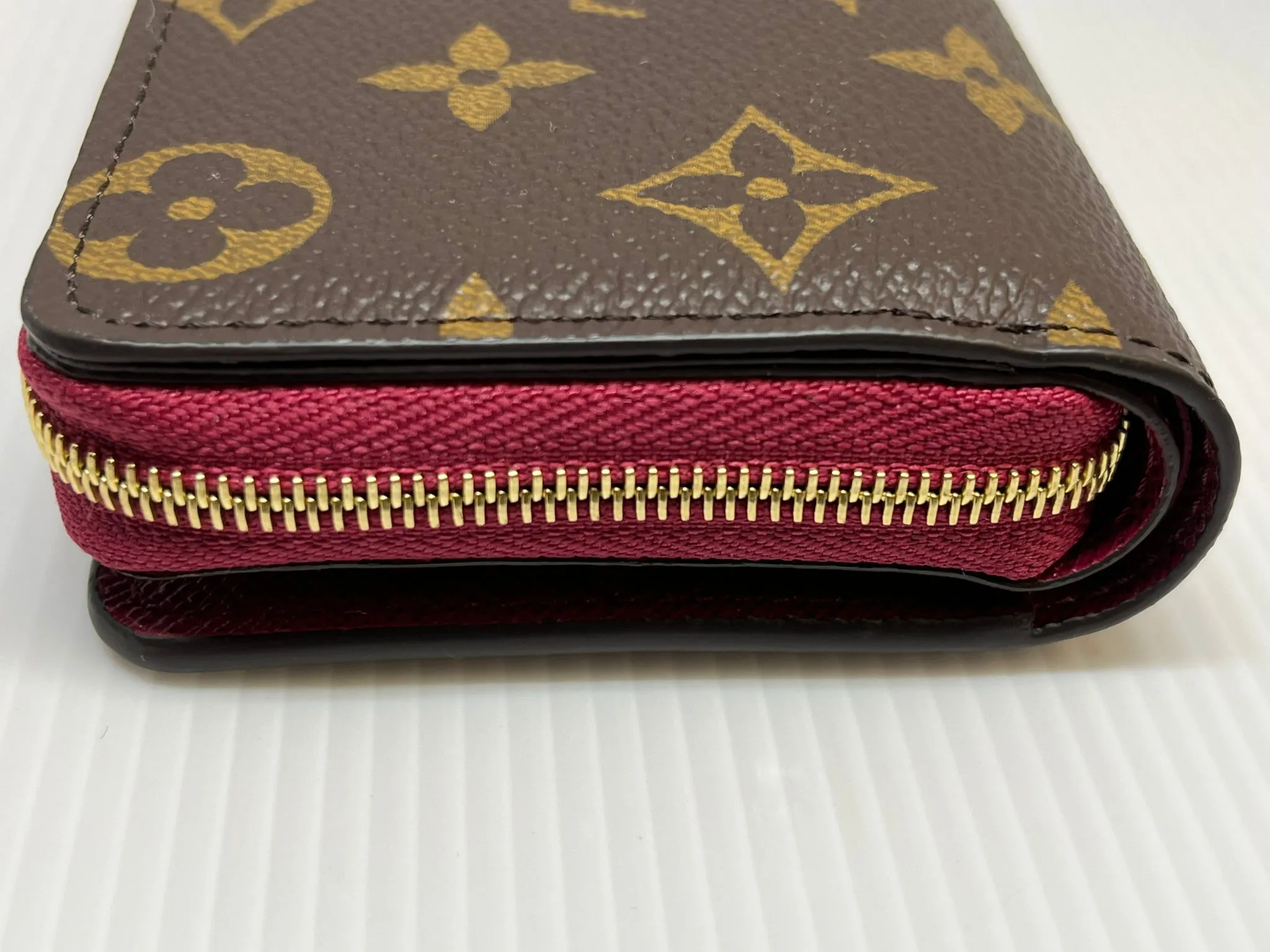 Lou Wallet Fuchsia