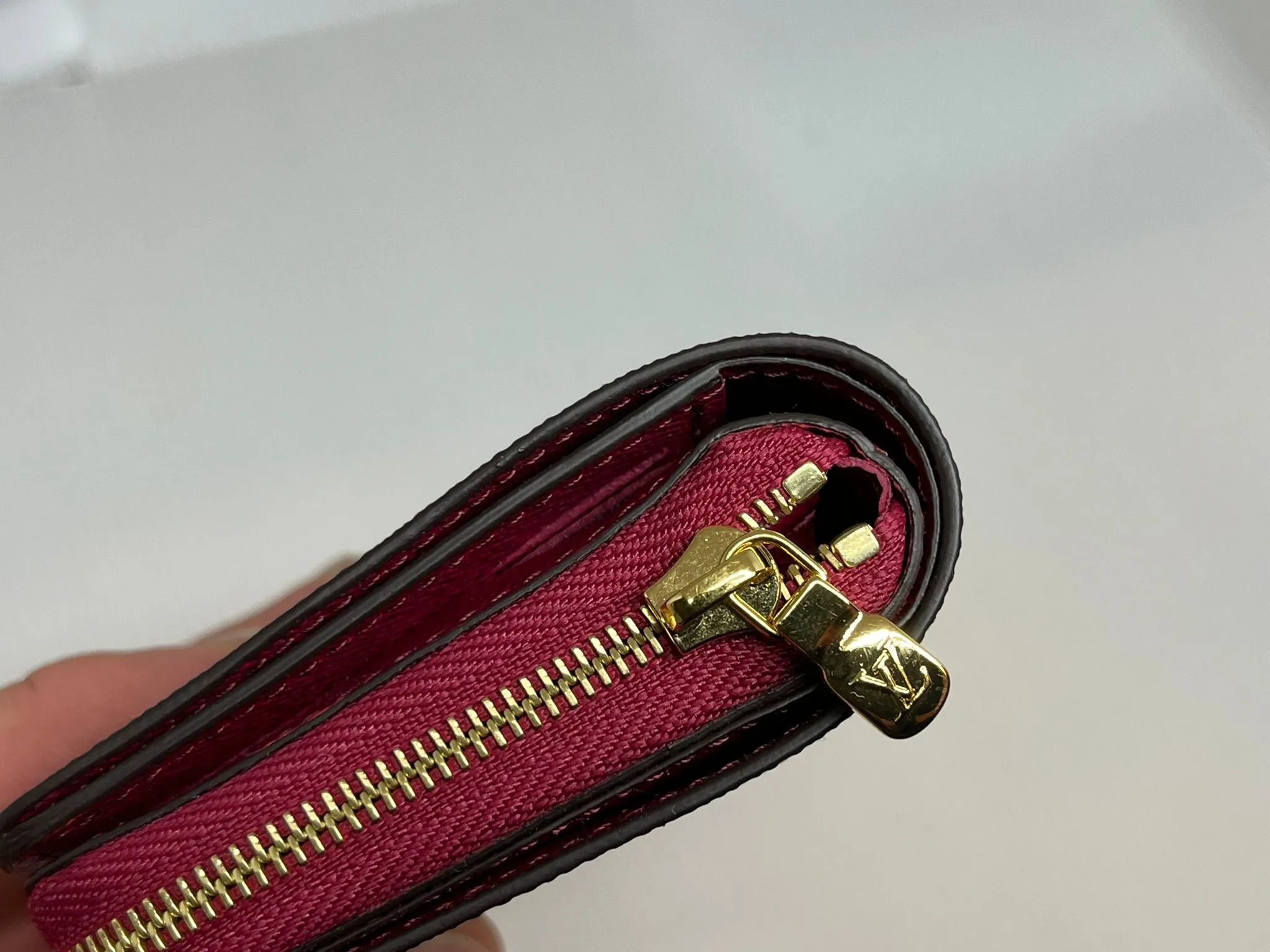 Lou Wallet Fuchsia