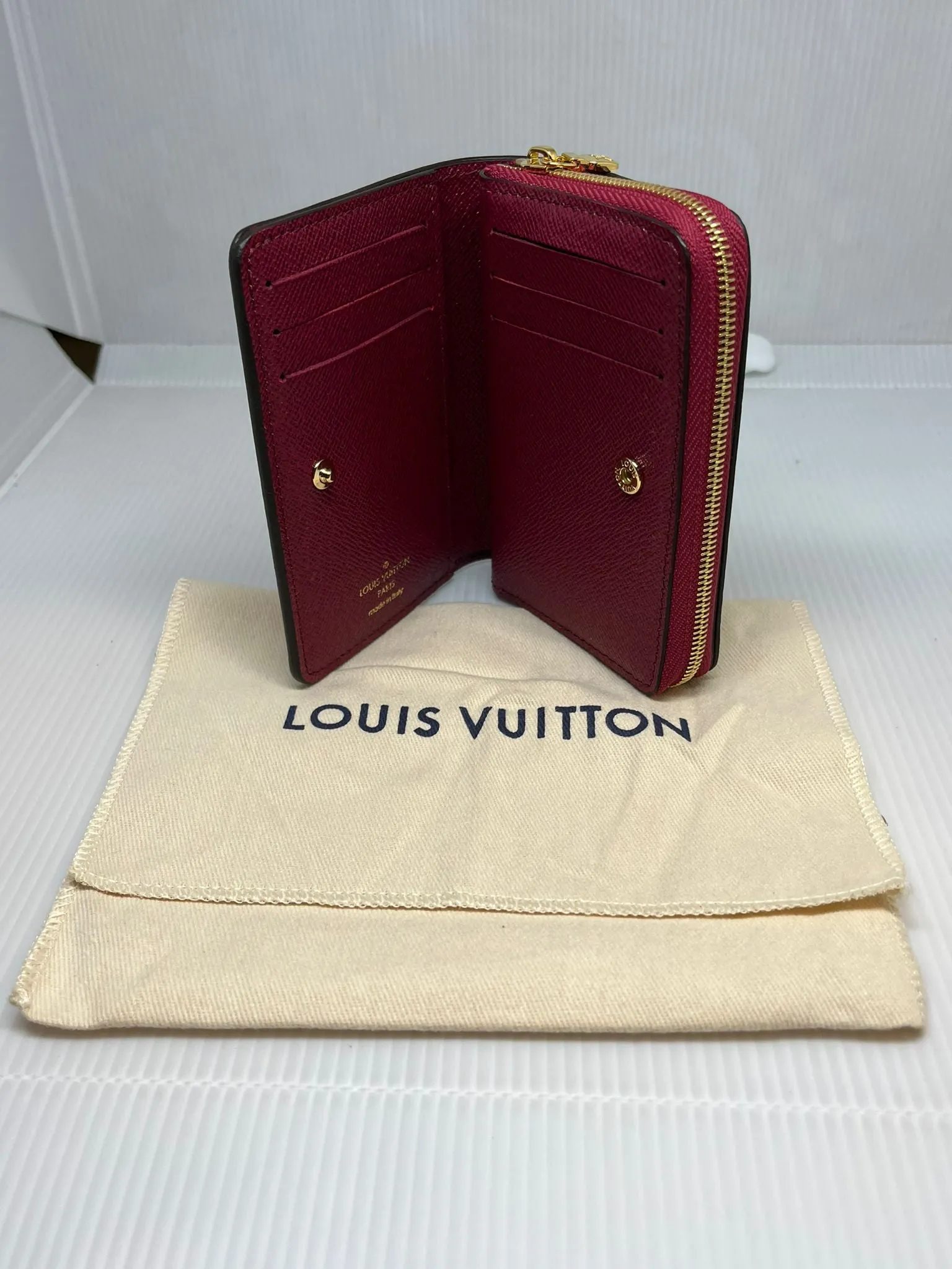 Lou Wallet Fuchsia