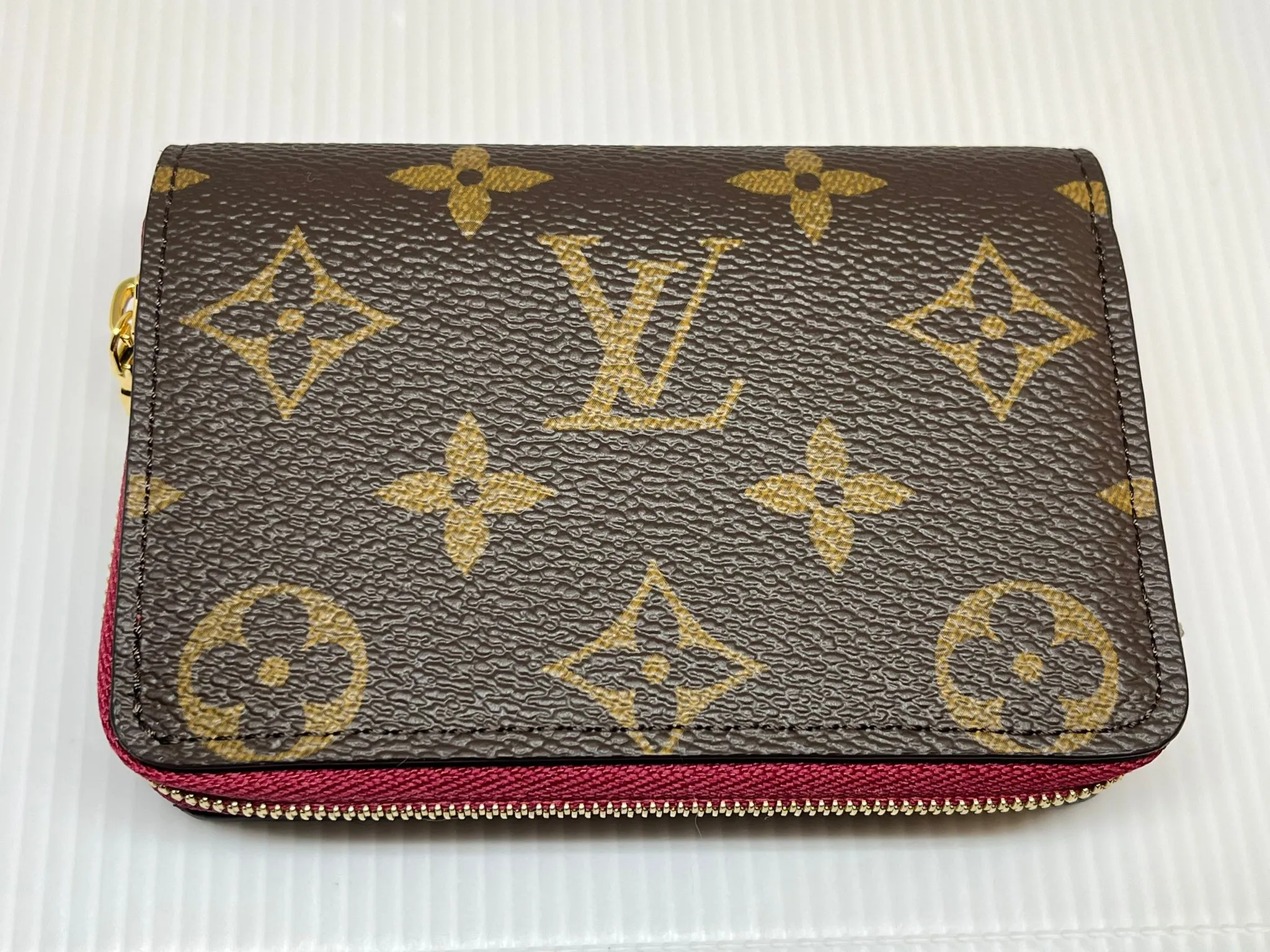 Lou Wallet Fuchsia