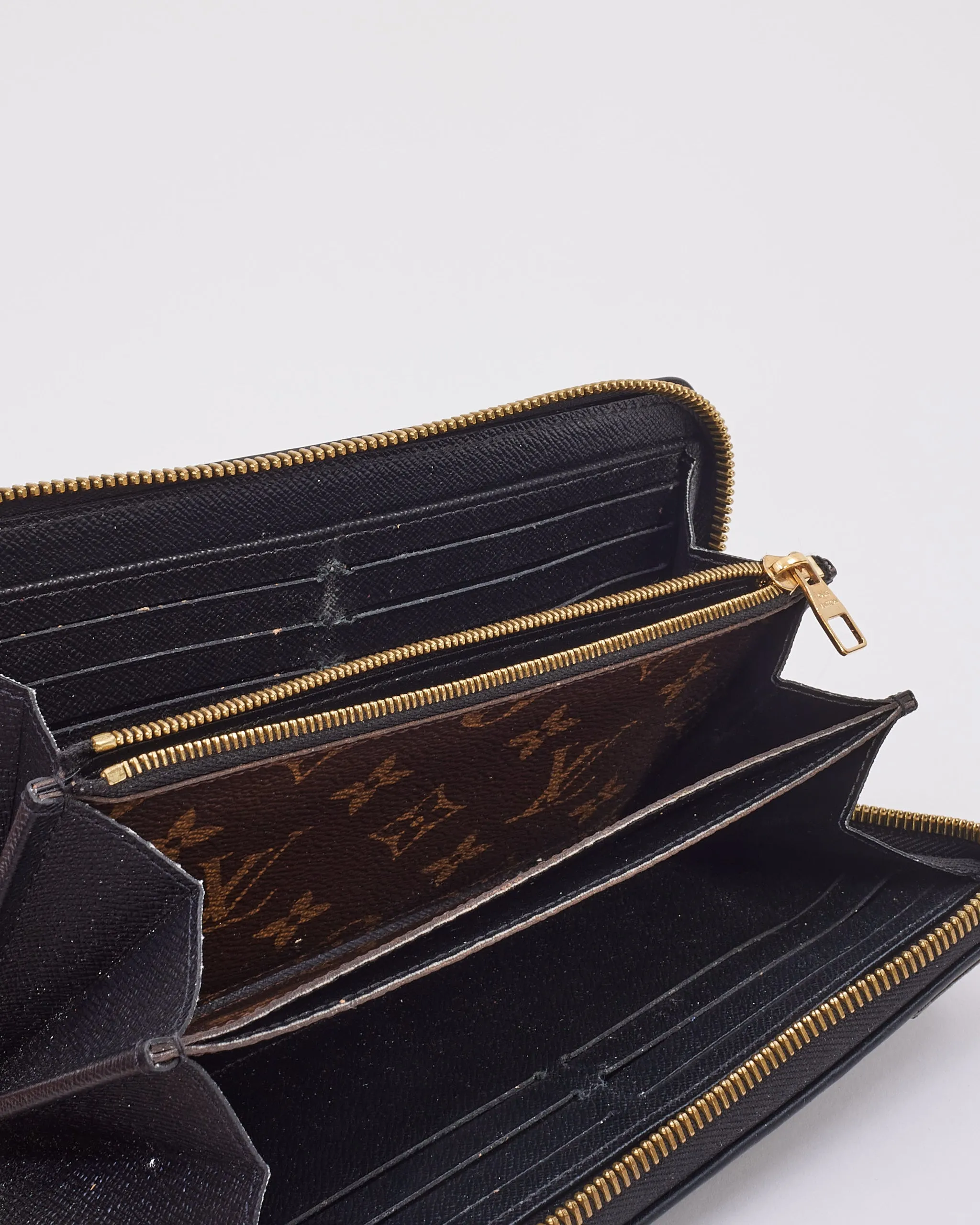 Louis Vuitton Black Monogram Canvas Retiro Zippy Wallet