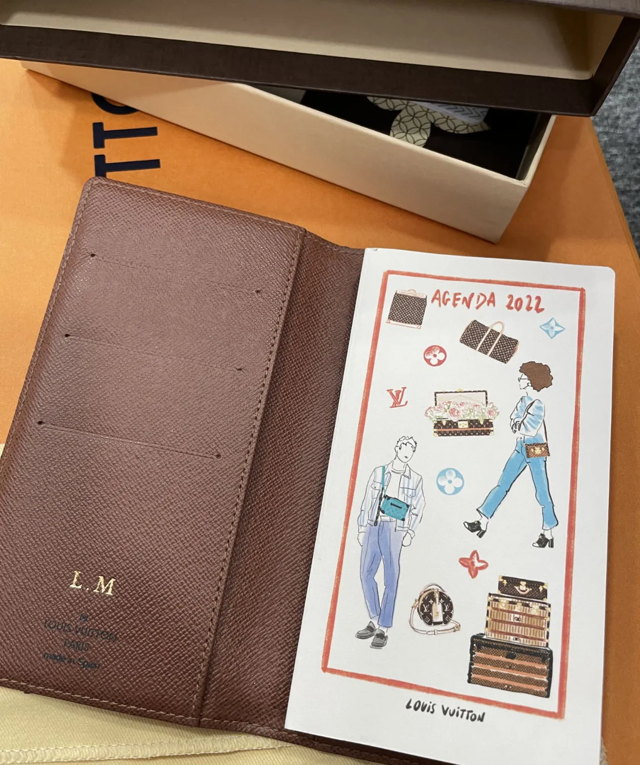 Louis Vuitton Brown R20503 Monogram Pocket Agenda Cover With 2022 Diary Insert - Hotstamped L.M