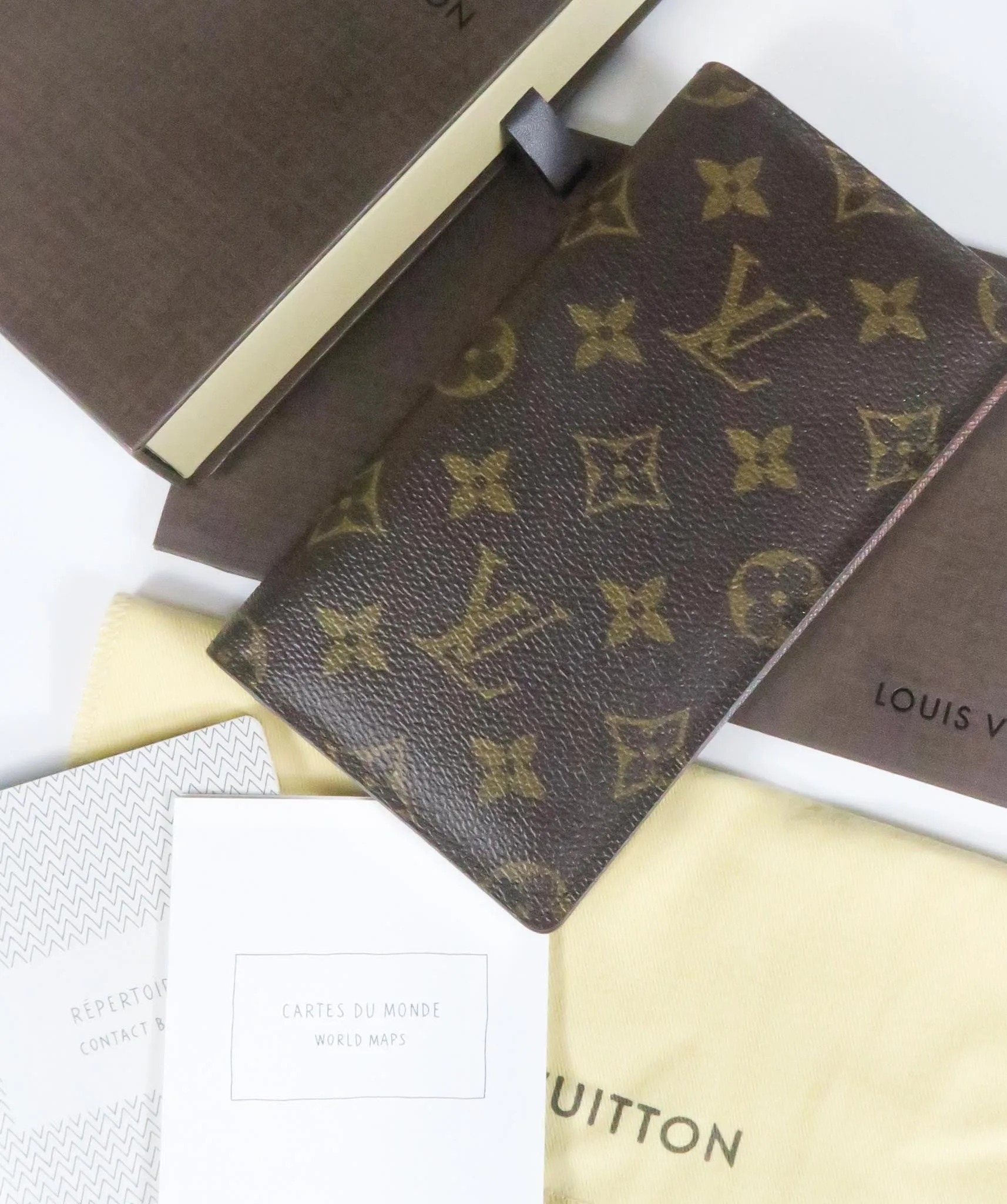 Louis Vuitton Brown R20503 Monogram Pocket Agenda Cover With 2022 Diary Insert - Hotstamped L.M