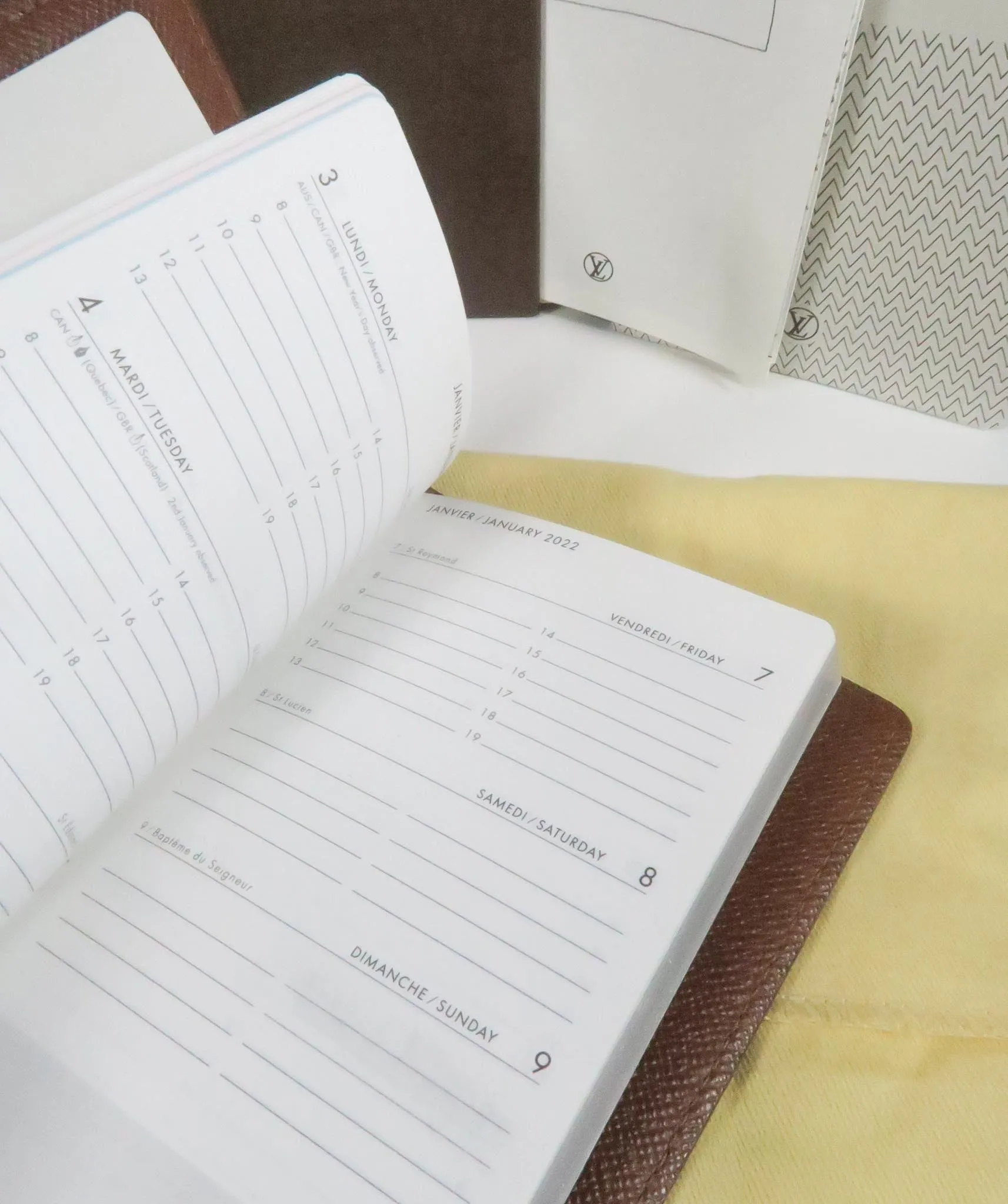 Louis Vuitton Brown R20503 Monogram Pocket Agenda Cover With 2022 Diary Insert - Hotstamped L.M