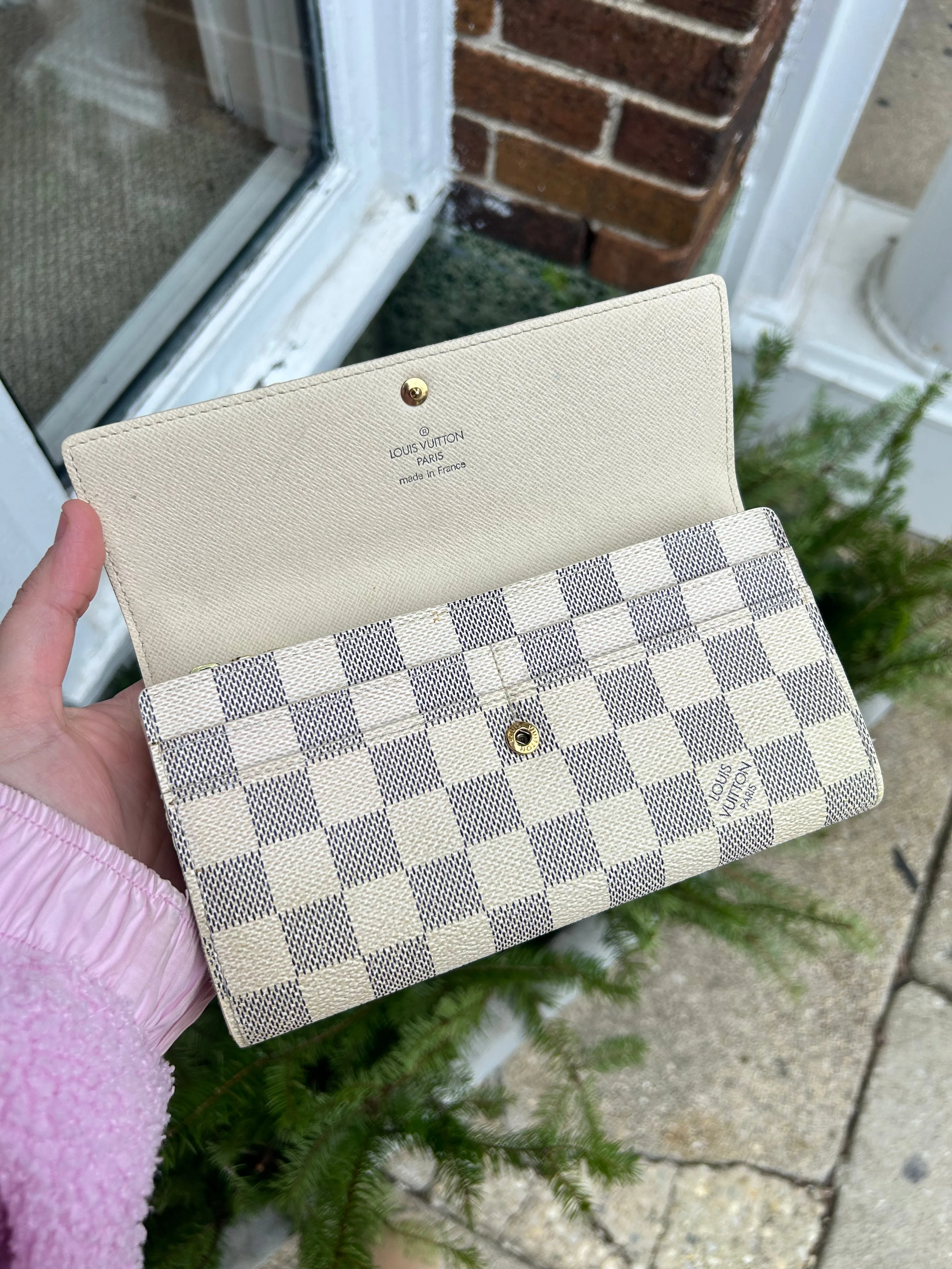 Louis Vuitton Damier Azur Canvas Sarah Wallet