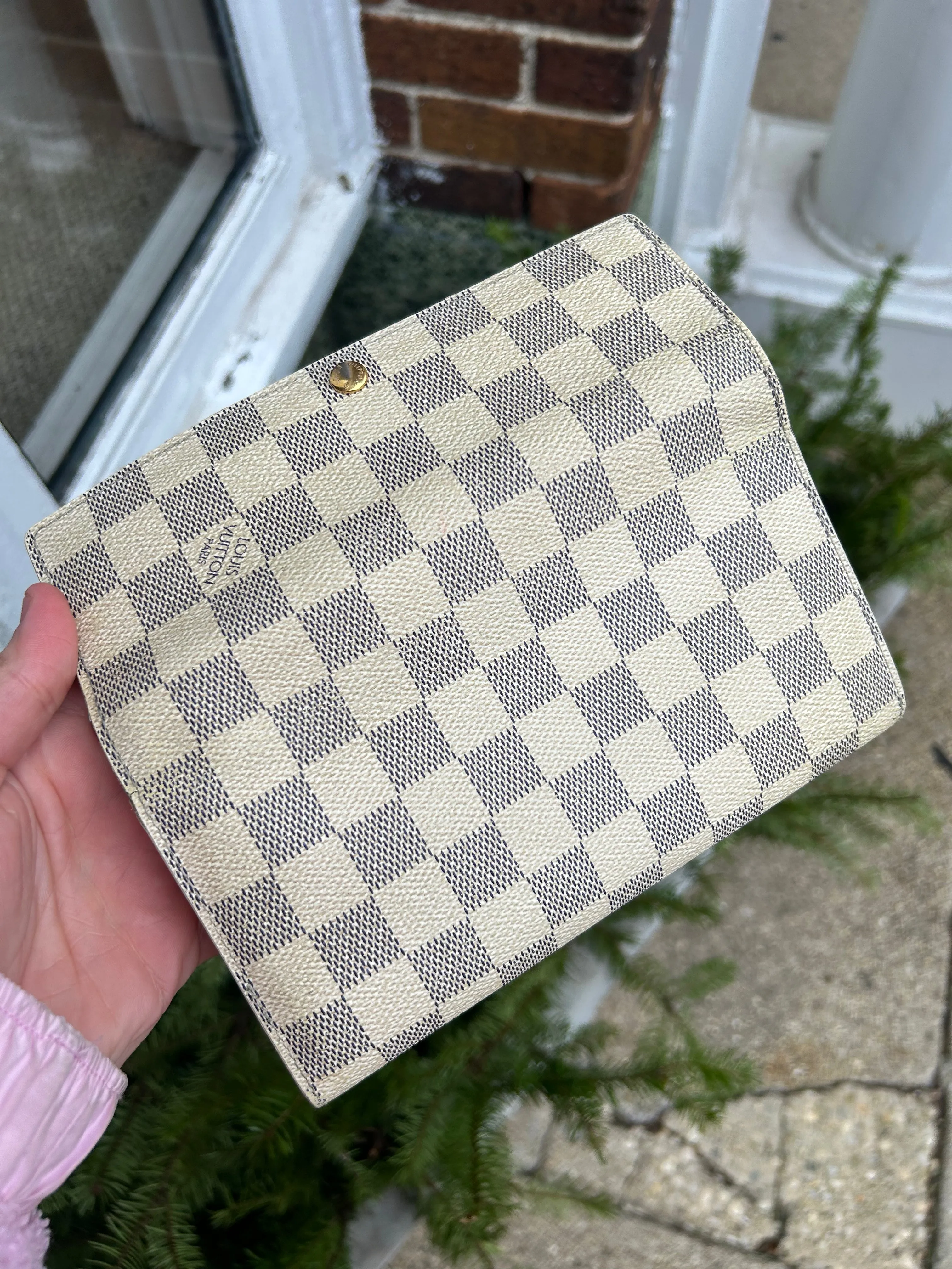 Louis Vuitton Damier Azur Canvas Sarah Wallet