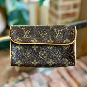 LOUIS VUITTON Flourentine XS Monogram Belt Bag