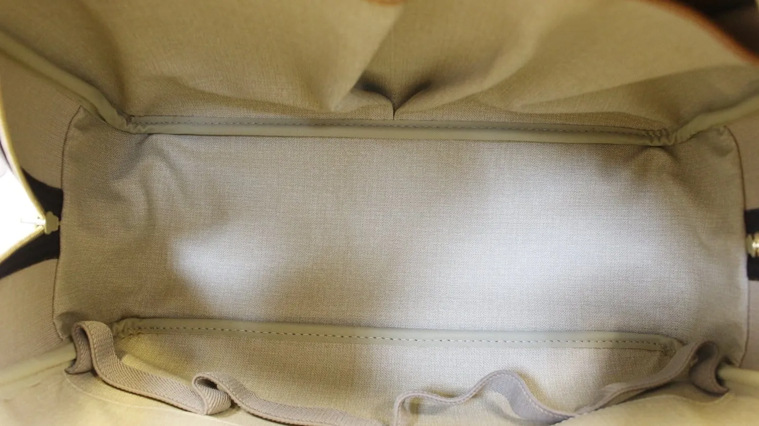 LOUIS VUITTON Monogram Canvas Deauville Boston Satchel Bag