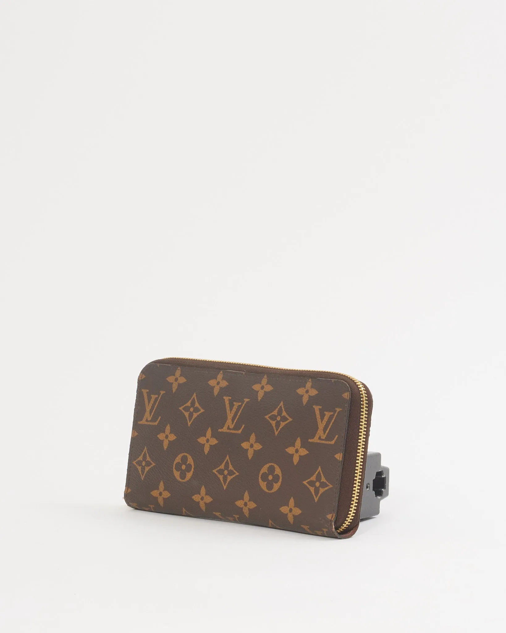 Louis Vuitton Monogram Canvas Zippy Wallet