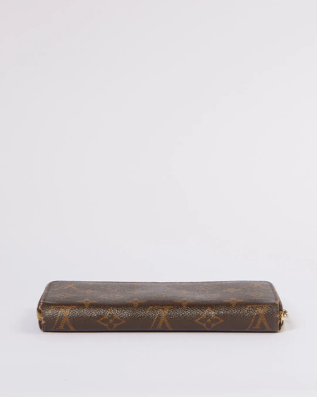 Louis Vuitton Monogram Canvas Zippy Wallet