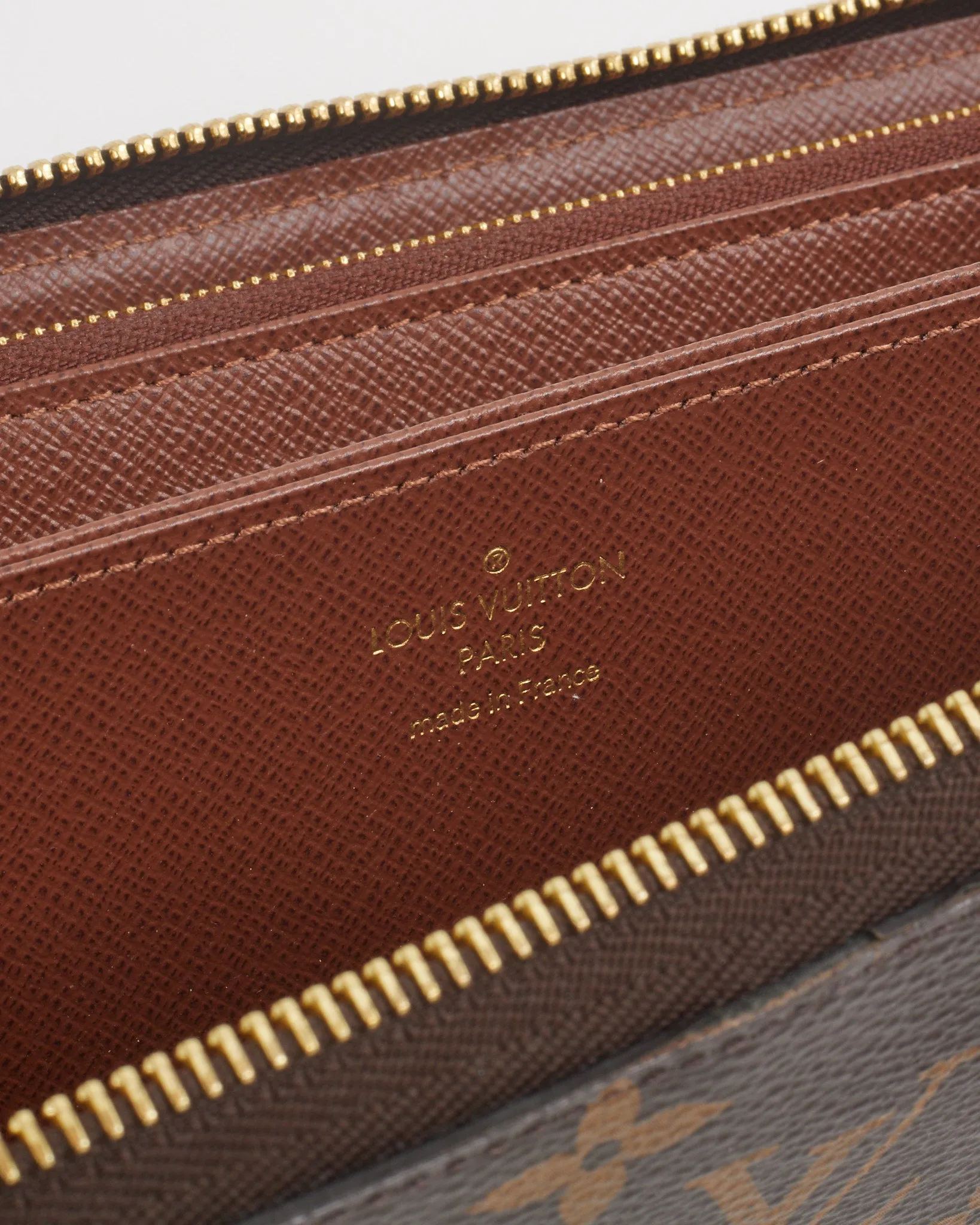 Louis Vuitton Monogram Canvas Zippy Wallet