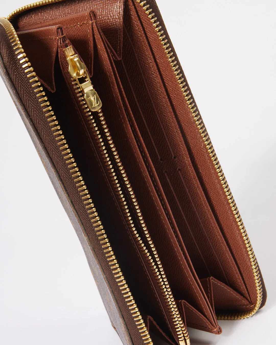 Louis Vuitton Monogram Canvas Zippy Wallet