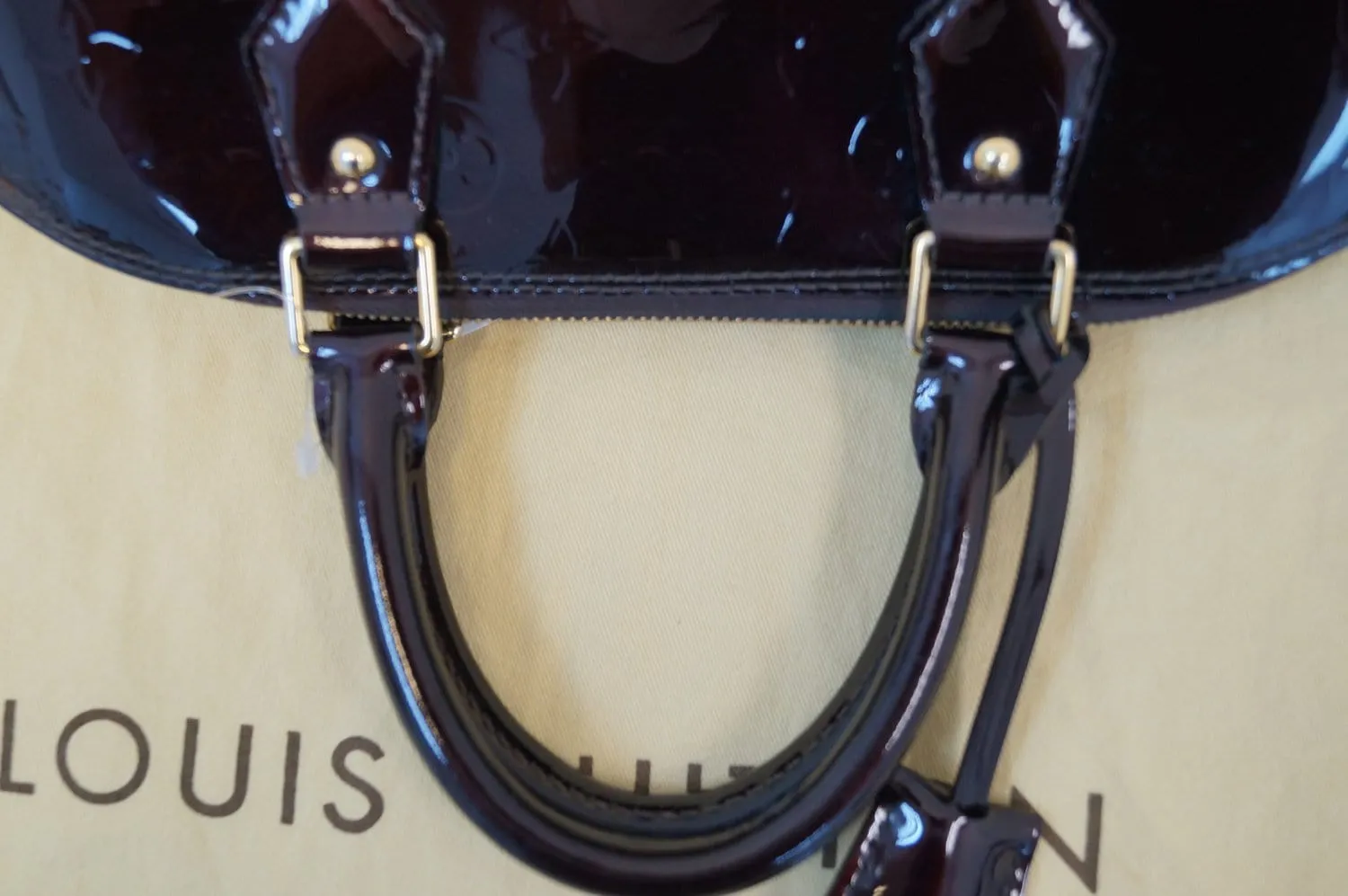 Louis vuitton Used handbags Amarante Monogram Vernis Alma PM