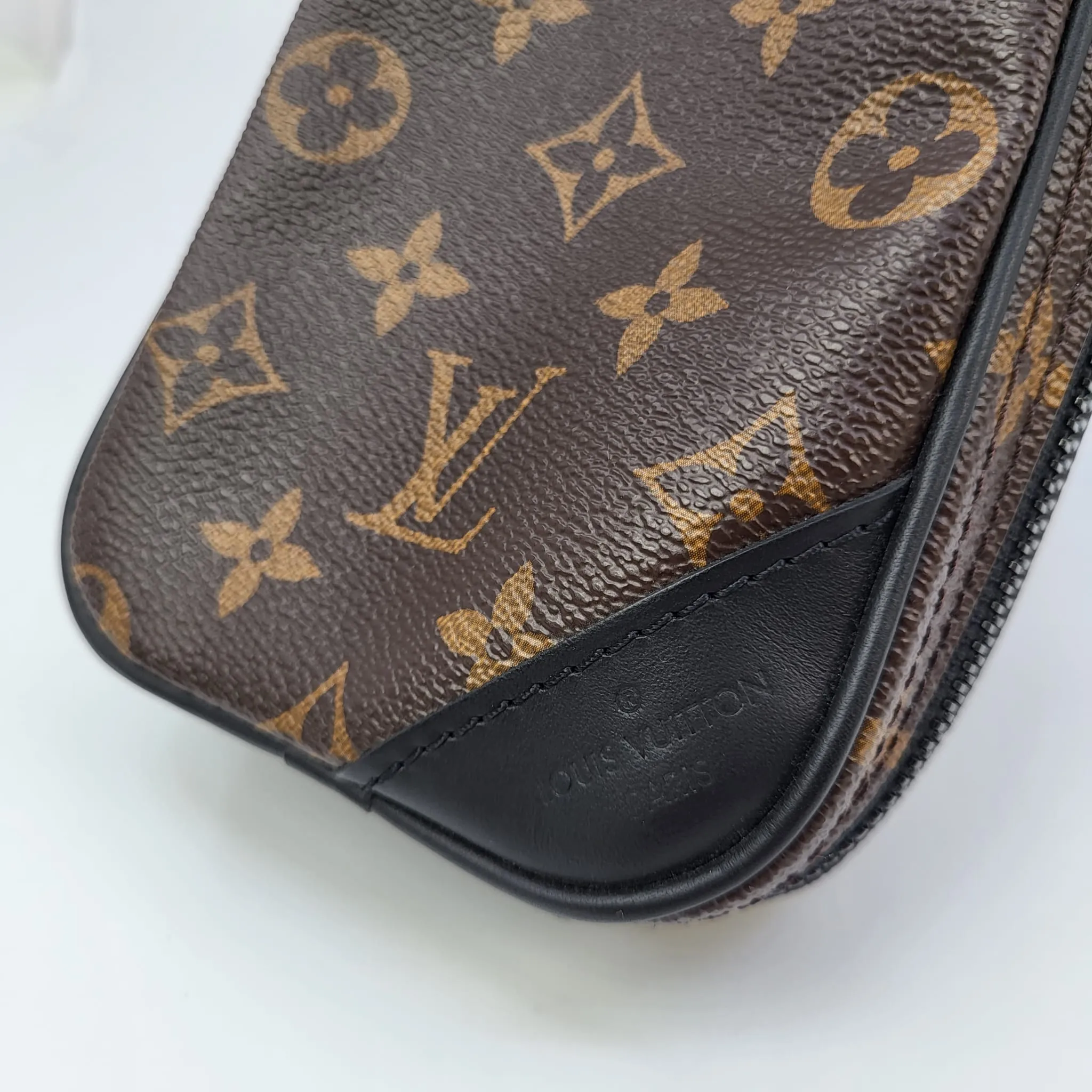 Monogram Solar Ray Utility Harness