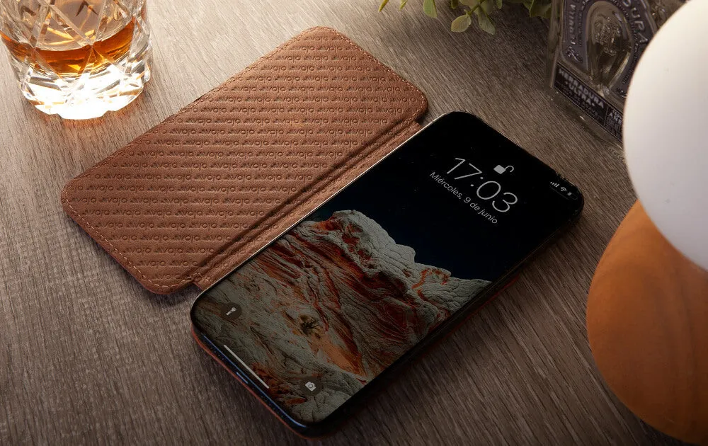 Nuova Pelle leather iPhone 12 & 12 Pro MagSafe case