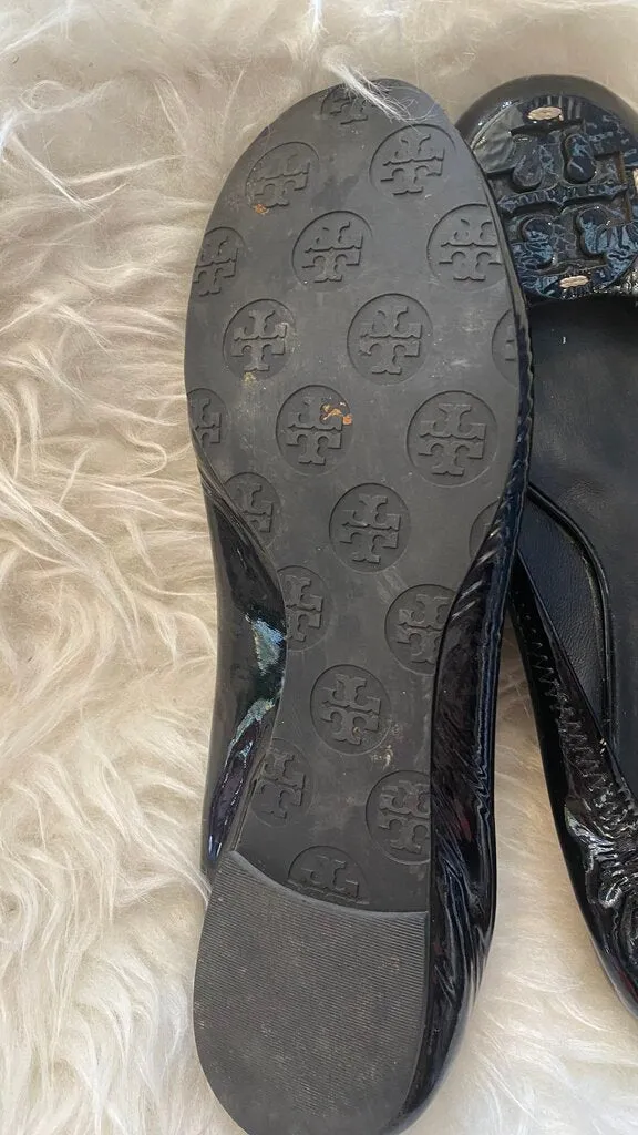 Patent Logo Flats