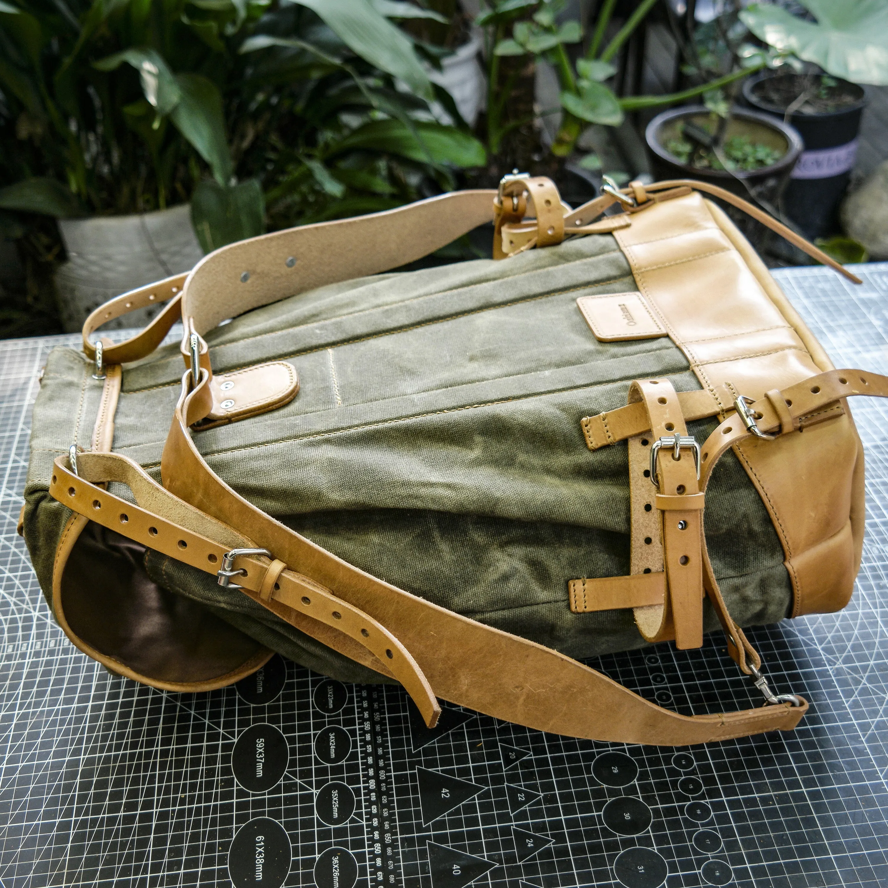 【Physical Pattern】Swiss adventure vintage plant blend cowhide waxed canvas jungle hiking camping handmade backpack