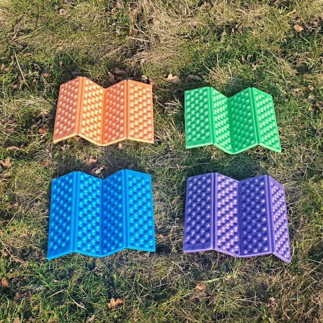 REAR GUARD folding sit-mat