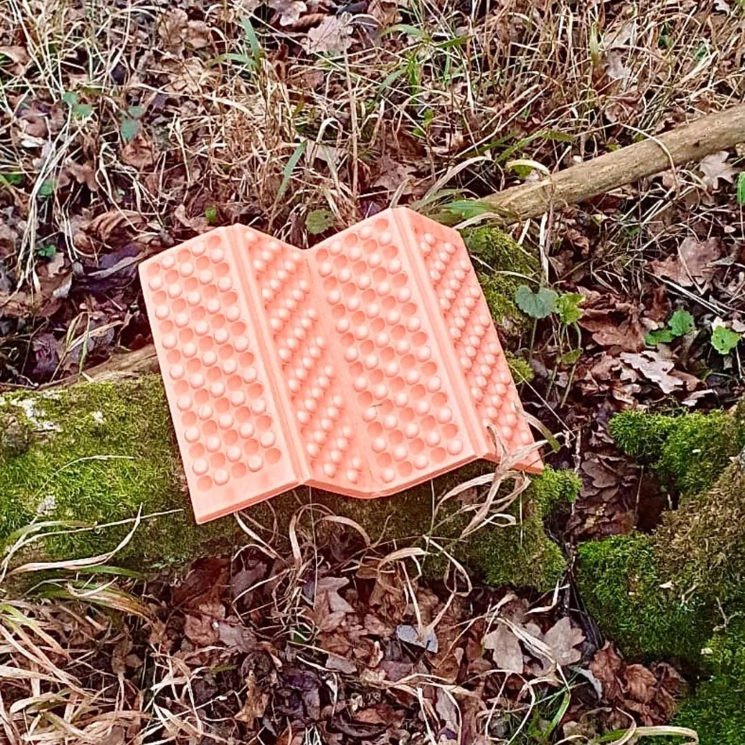 REAR GUARD folding sit-mat
