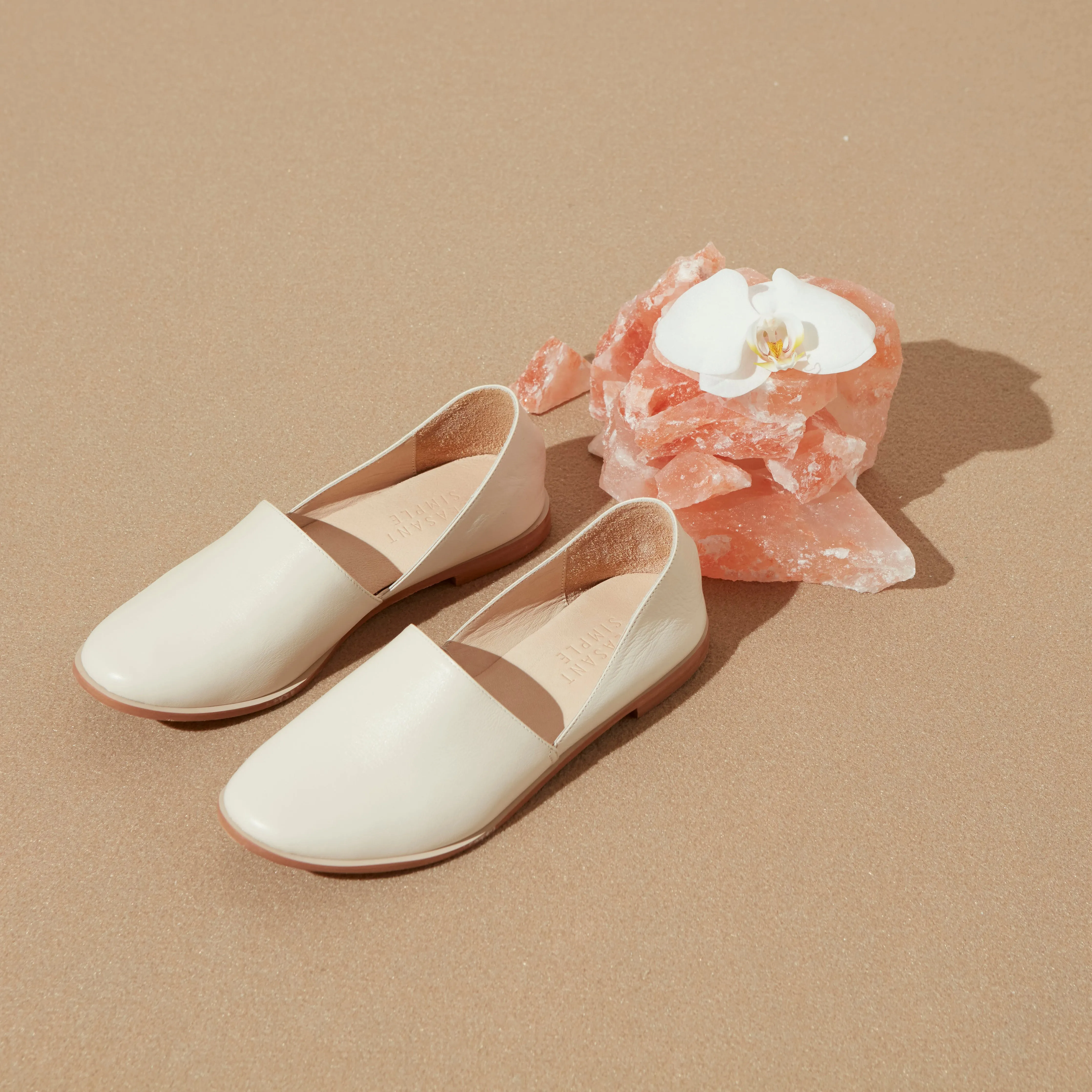 SIMPLE FLATS